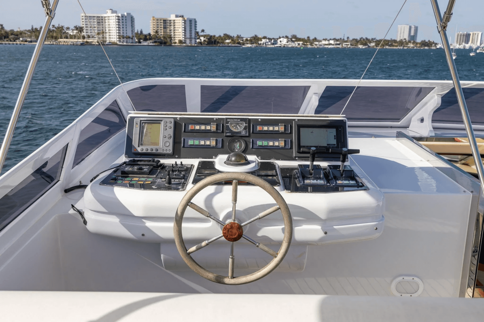 1999 Azimut 100 Jumbo