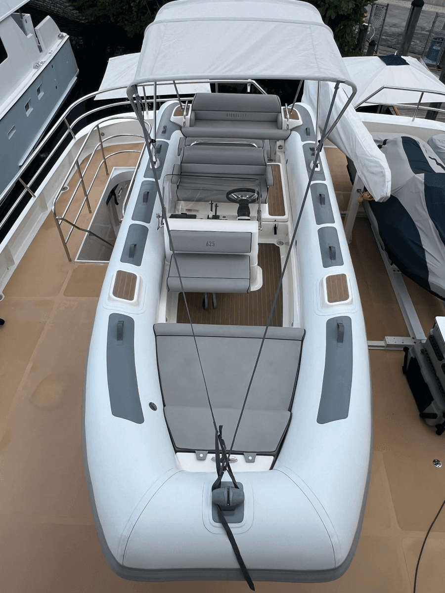 2021 Williams Jet Tenders Dieseljet625