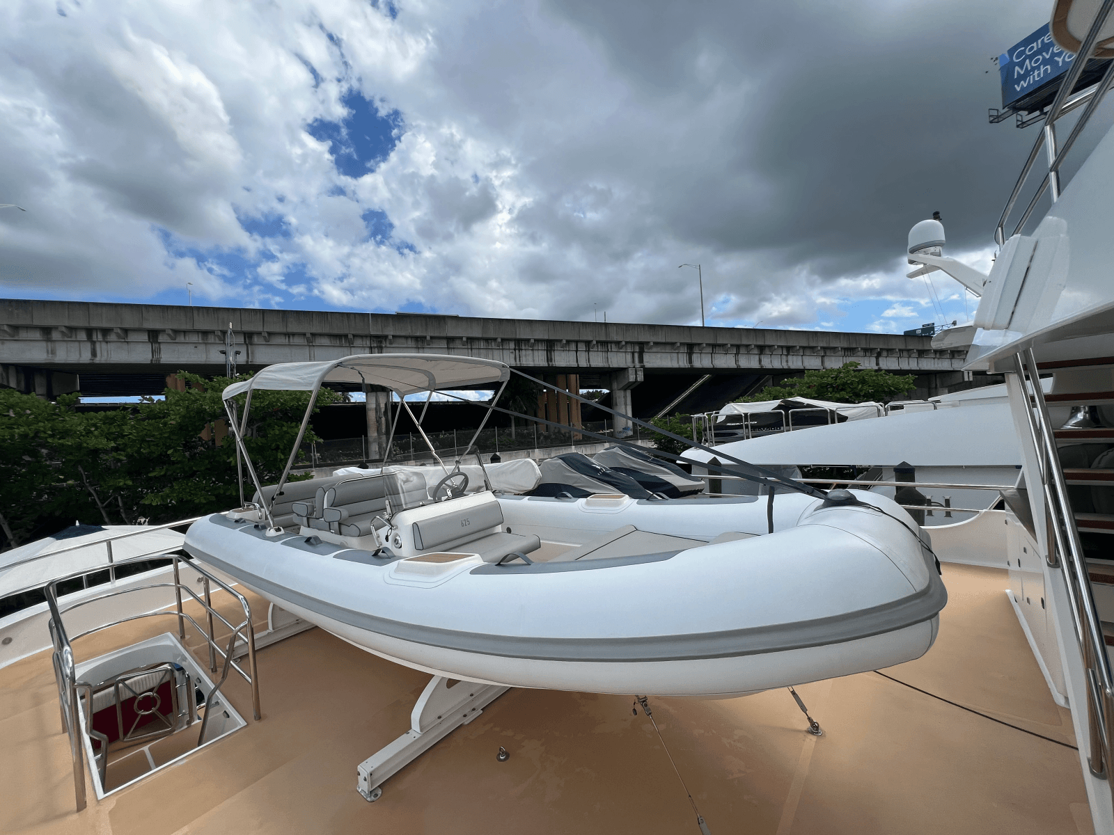 2021 Williams Jet Tenders Dieseljet625