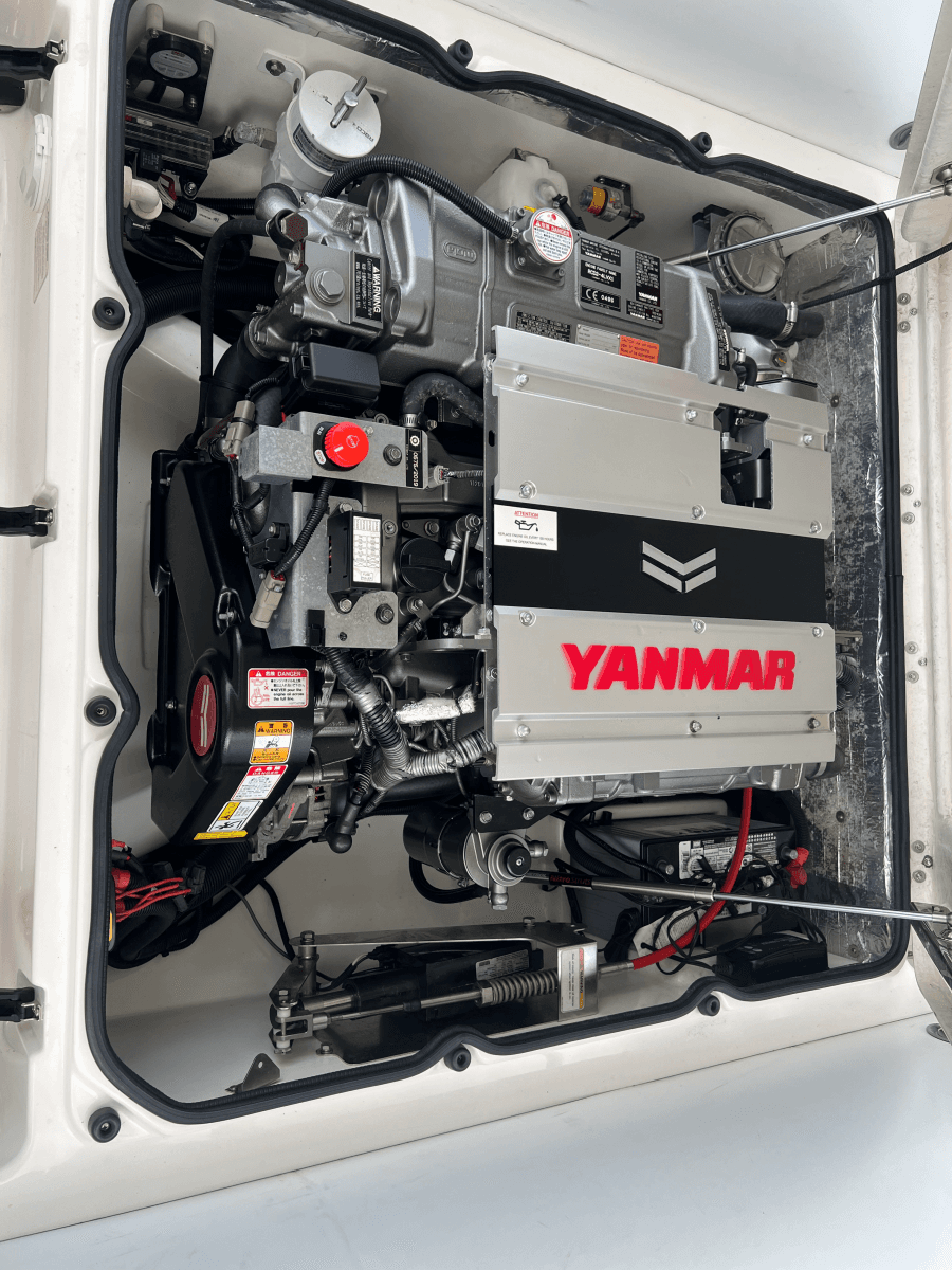 2021 Williams Jet Tenders Dieseljet625