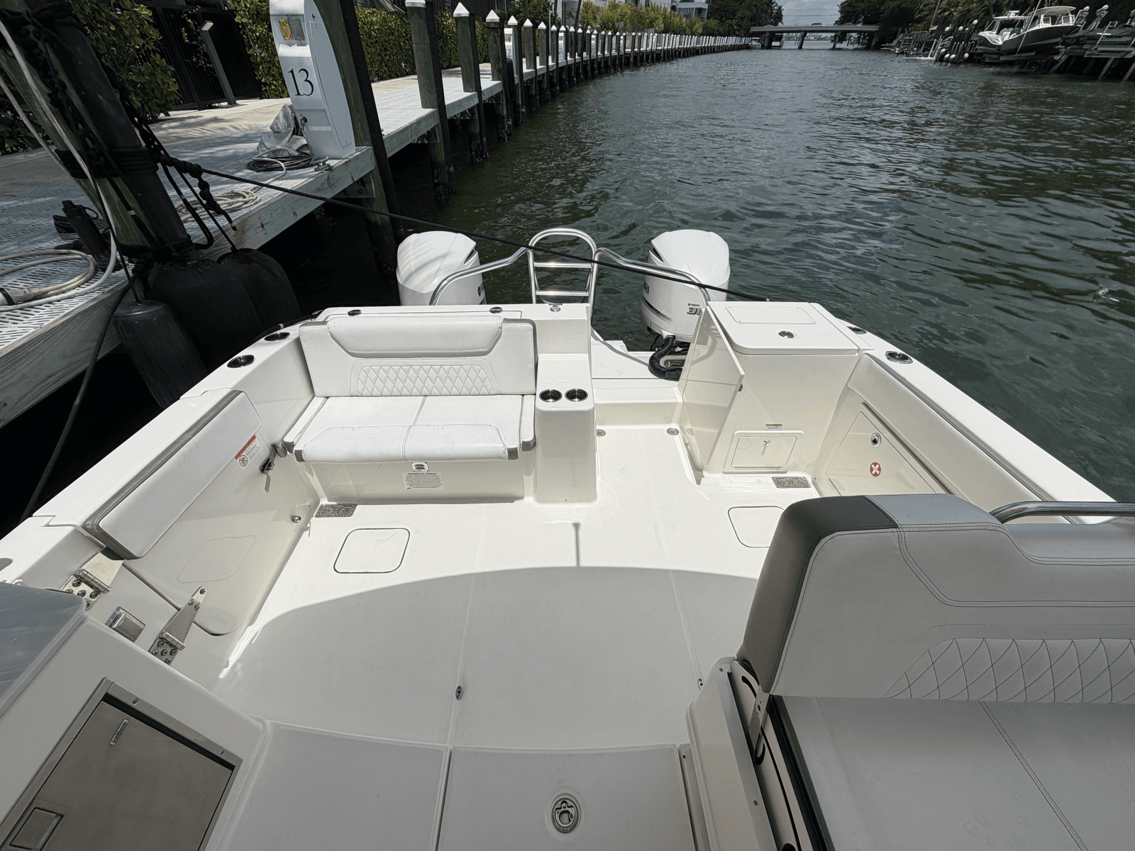2021 World Cat 325DC
