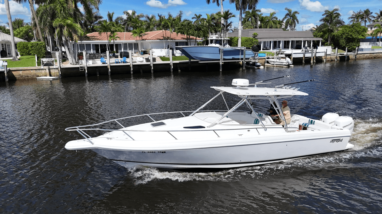 2004 Intrepid 348 WA