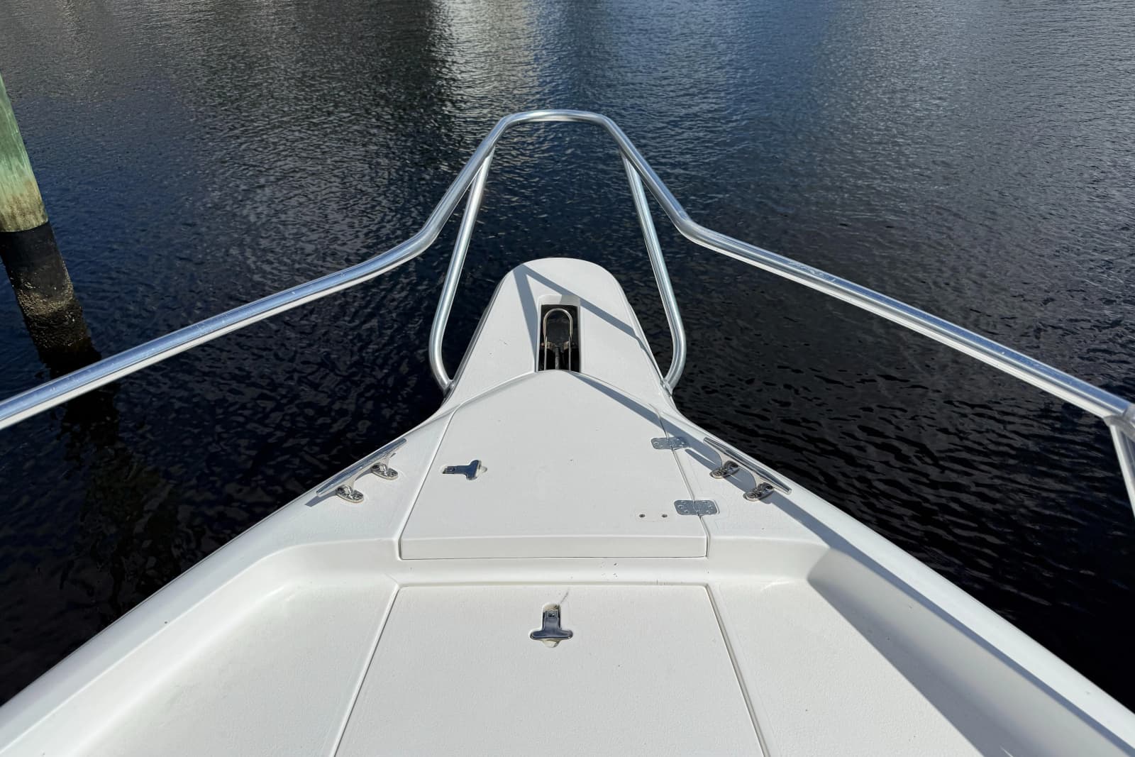 2004 Intrepid 348 WA