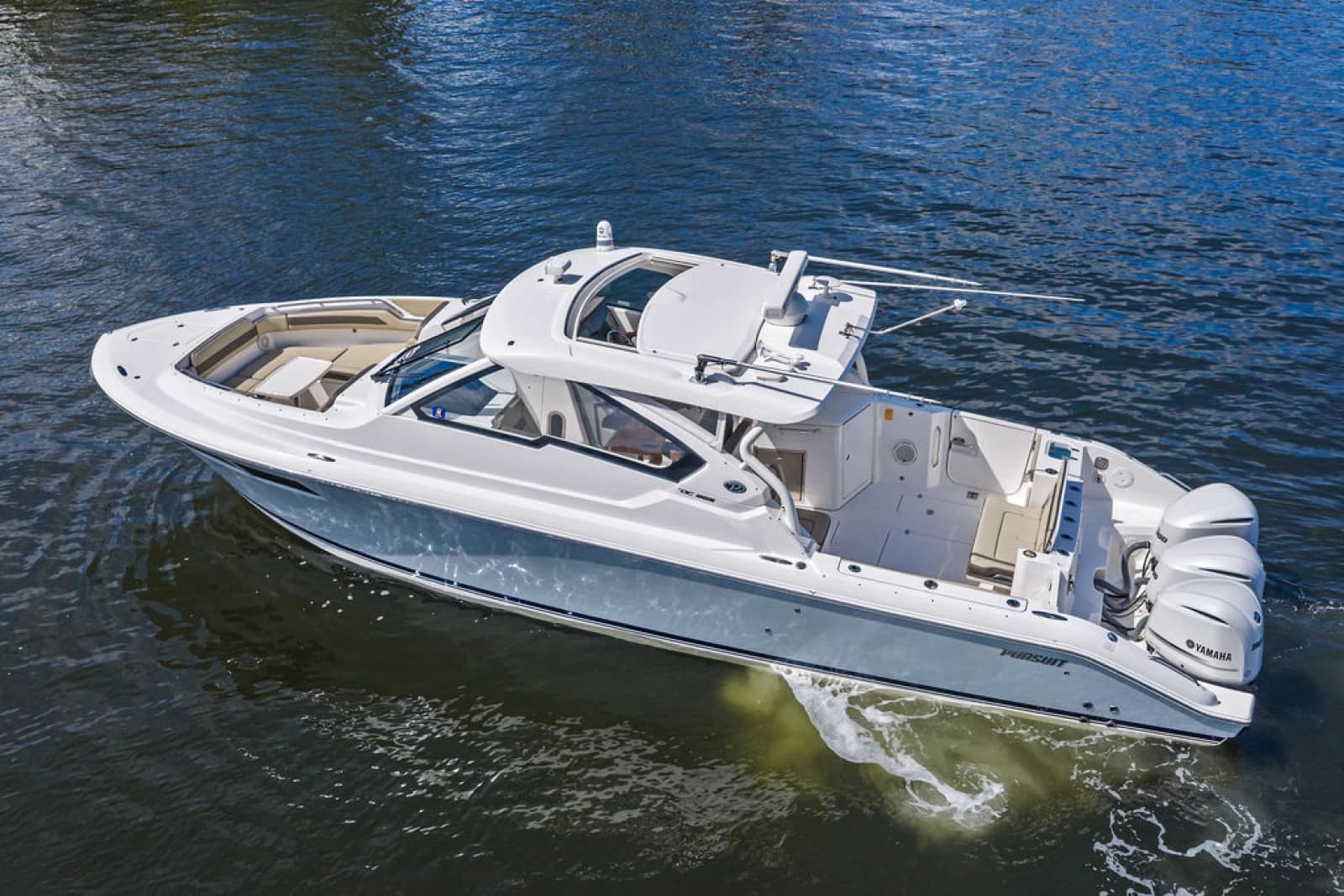 2019 Pursuit 365 DC