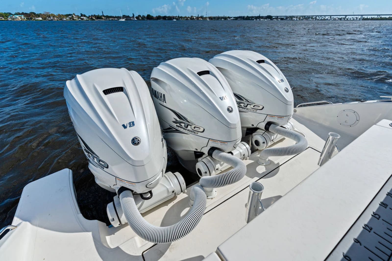 2021 Pursuit S 378 Sport