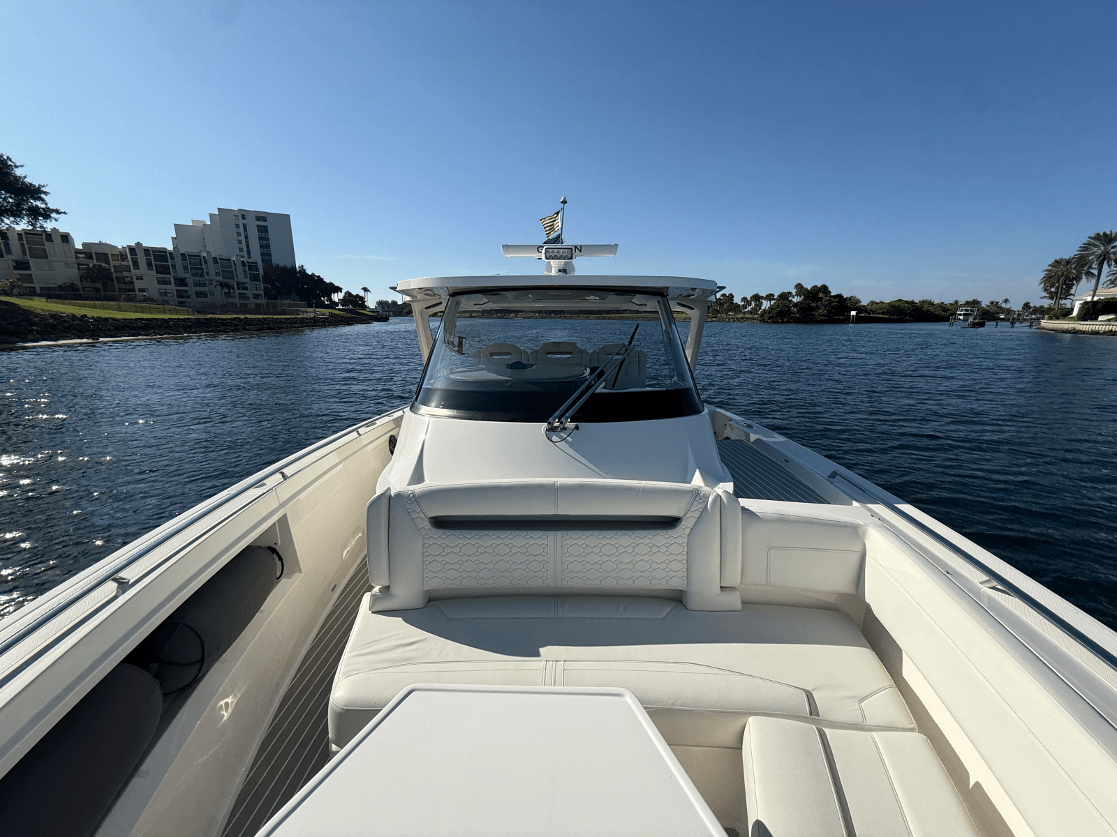 2023 Tiara Yachts 38 LS