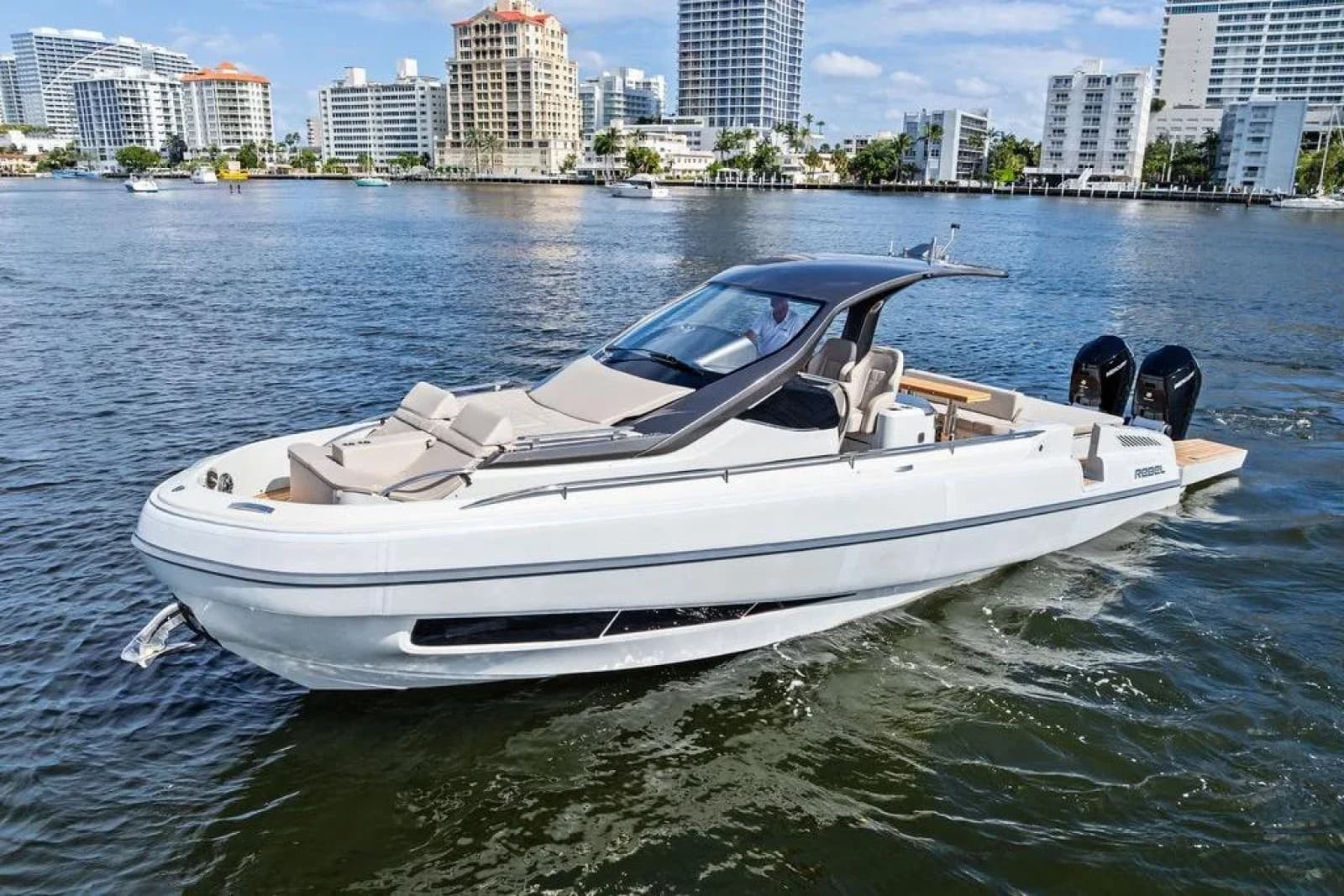 2025 Sacs 40 Rebel