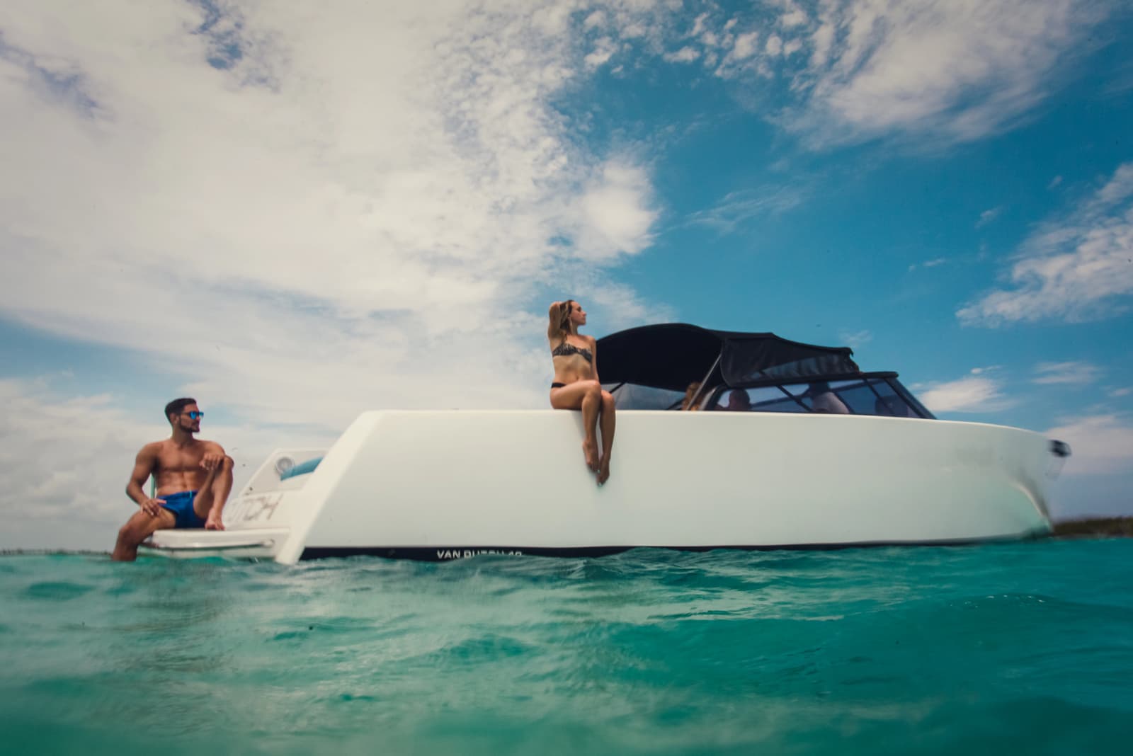 2014 VanDutch 40