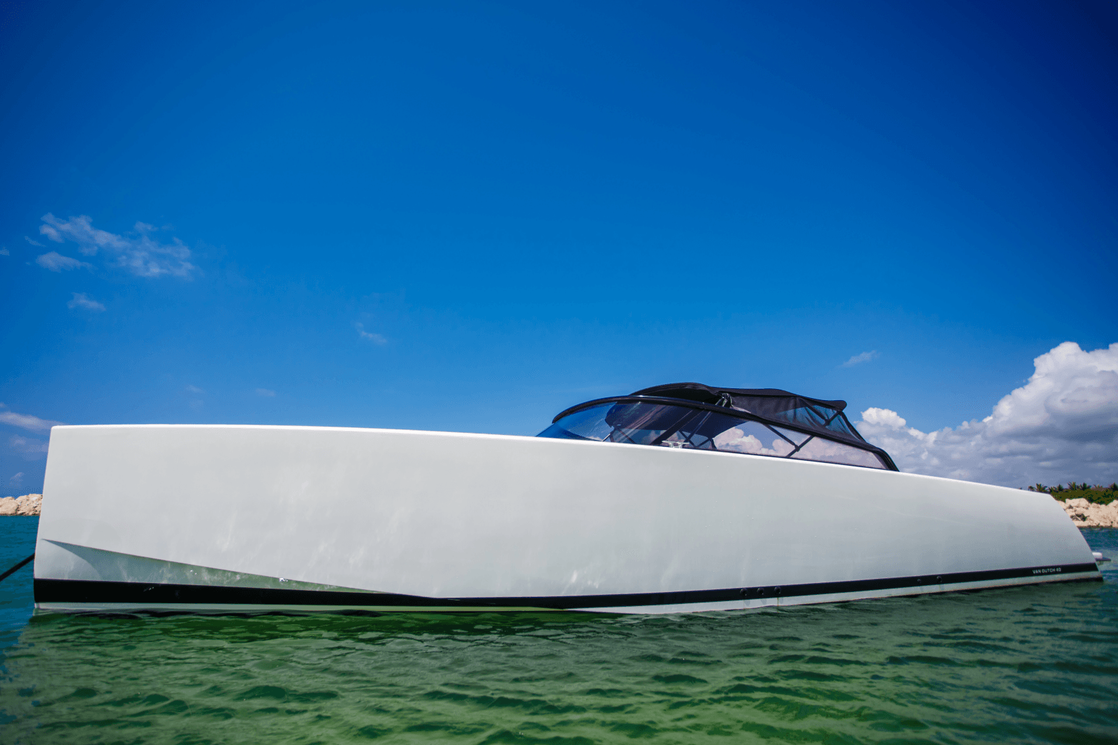 2014 VanDutch 40