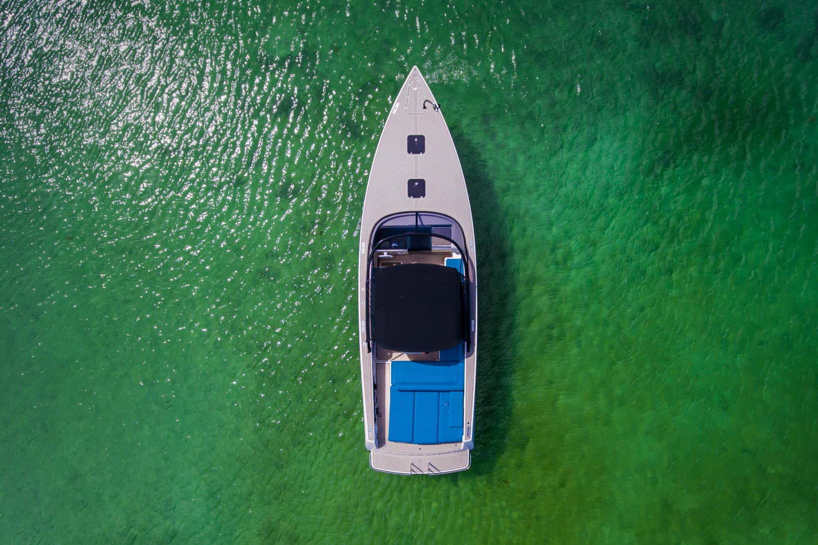 2014 VanDutch 40