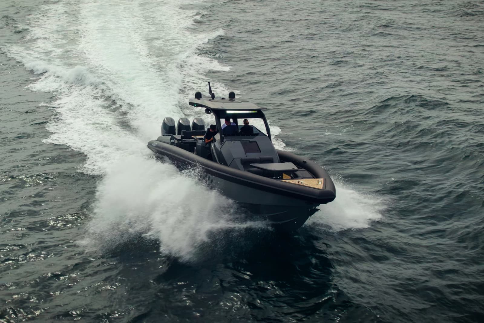 2024 Skipper 42 Carbon Edition