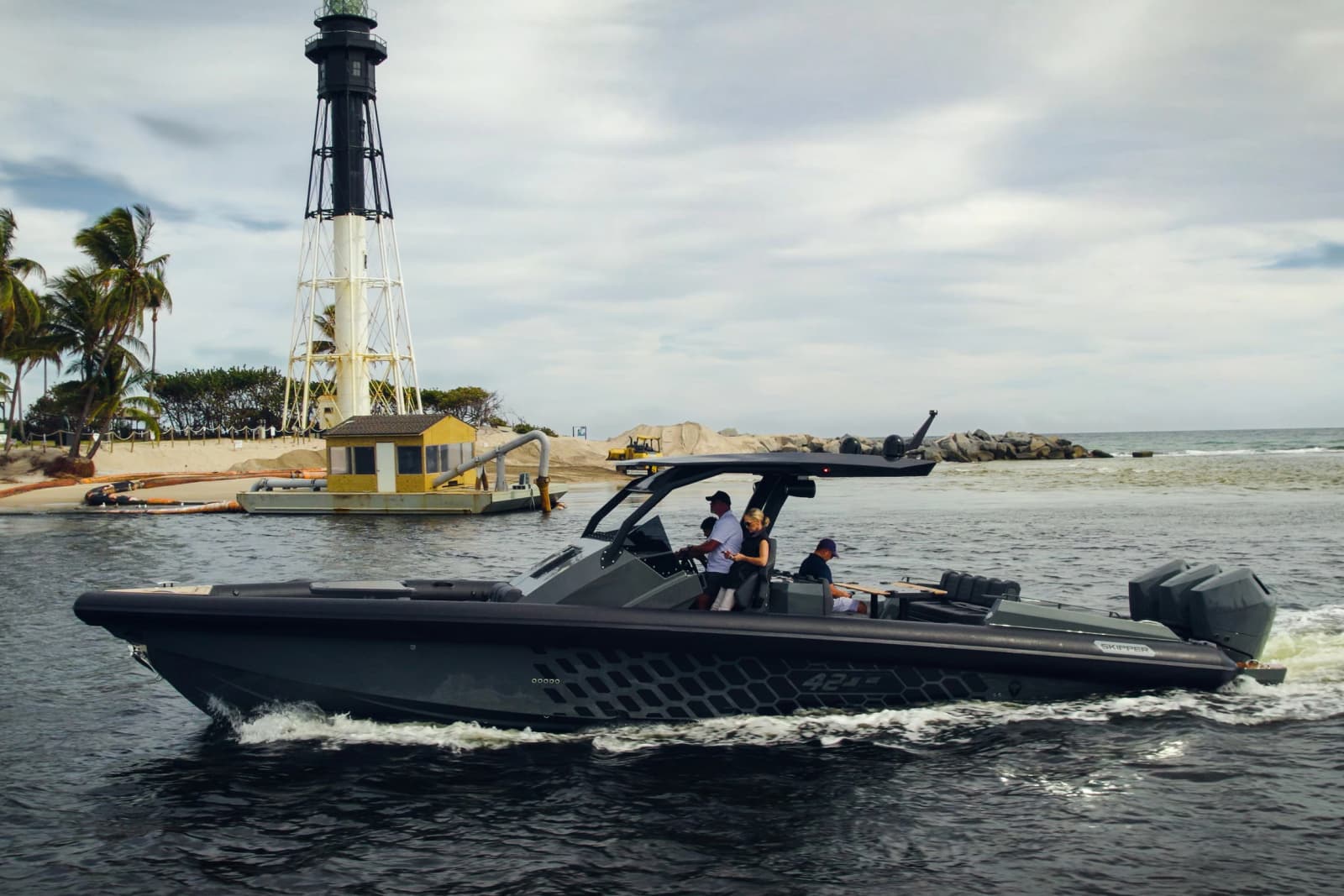 2024 Skipper 42 Carbon Edition