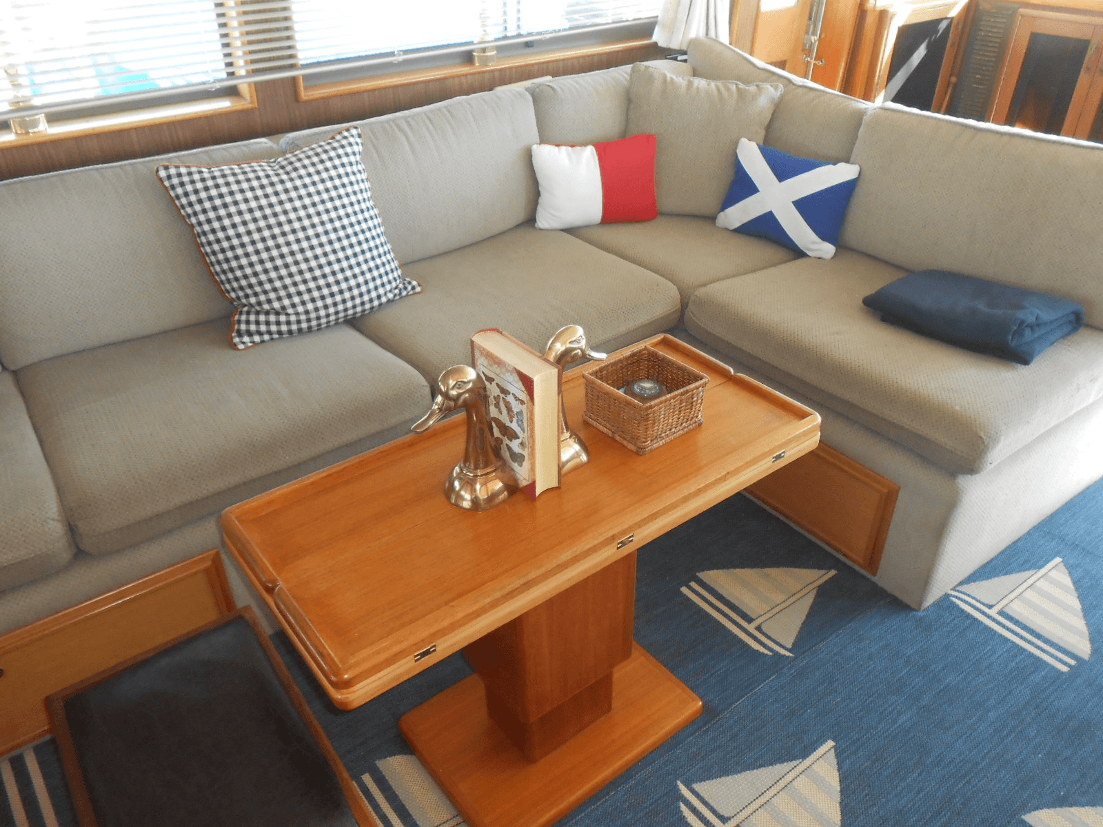 1985 Hatteras 53 Motor Yacht