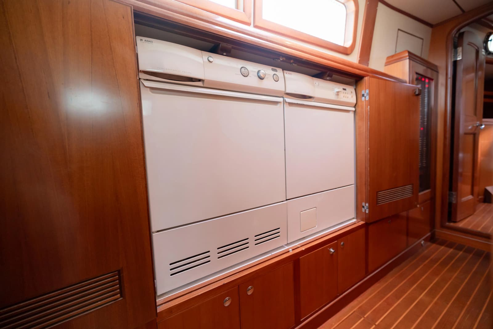 2009 Nordhavn 56 Motorsailer