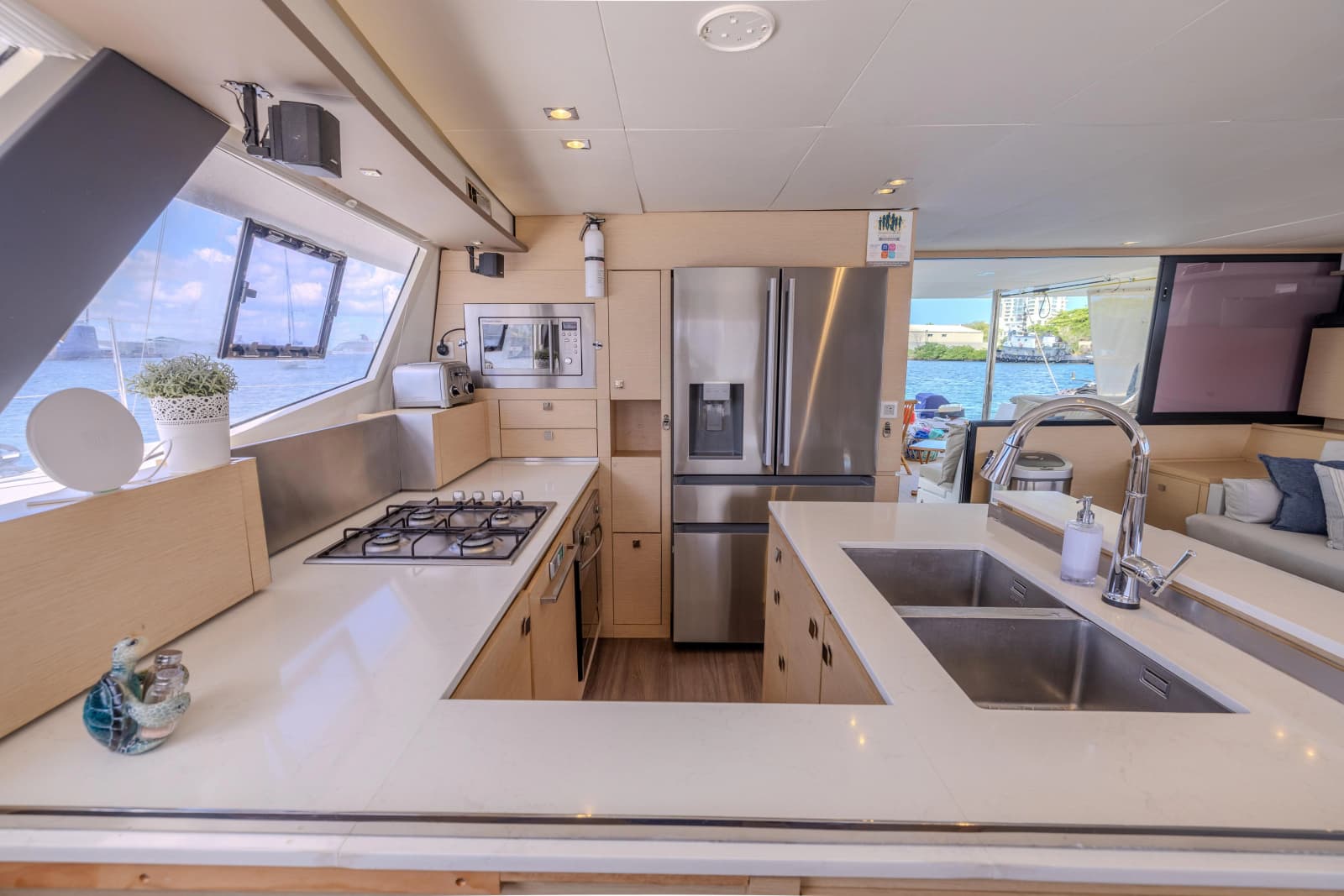 2017 Fountaine Pajot Ipanema 58