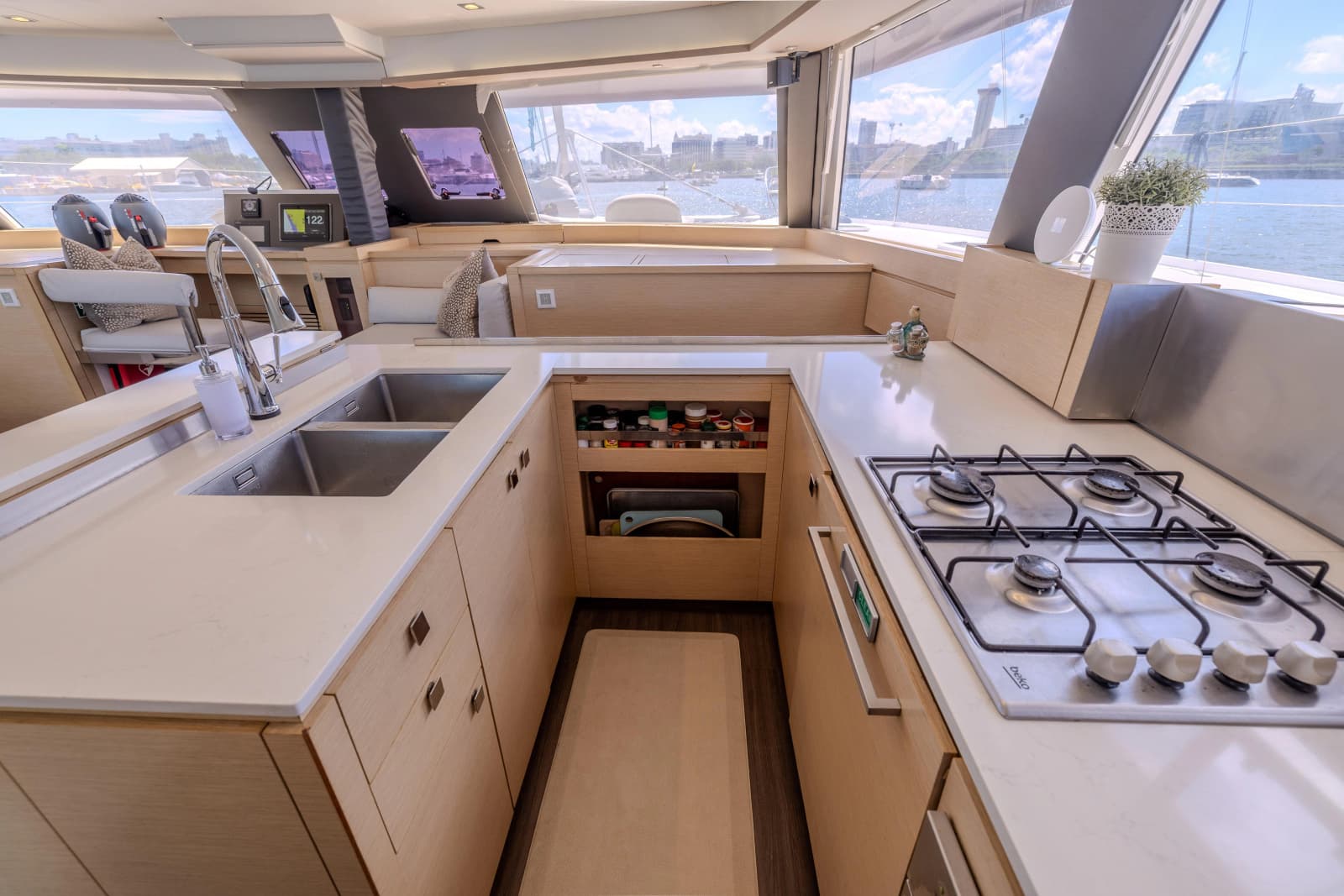 2017 Fountaine Pajot Ipanema 58