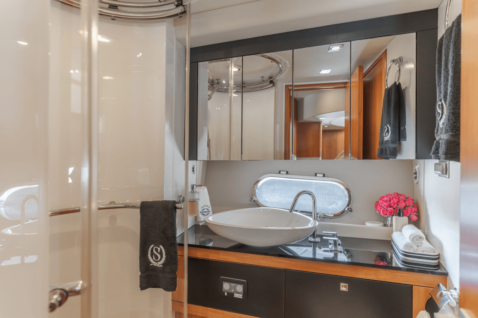 2009 Sunseeker Manhattan 60