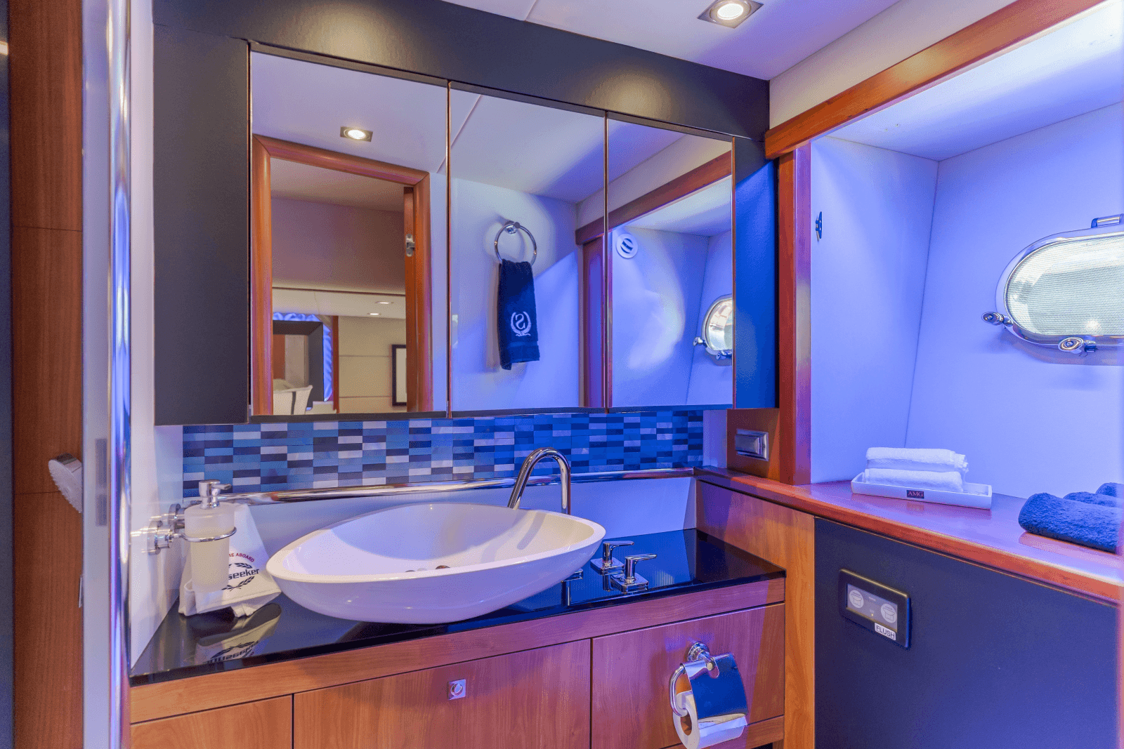 2009 Sunseeker Manhattan 60