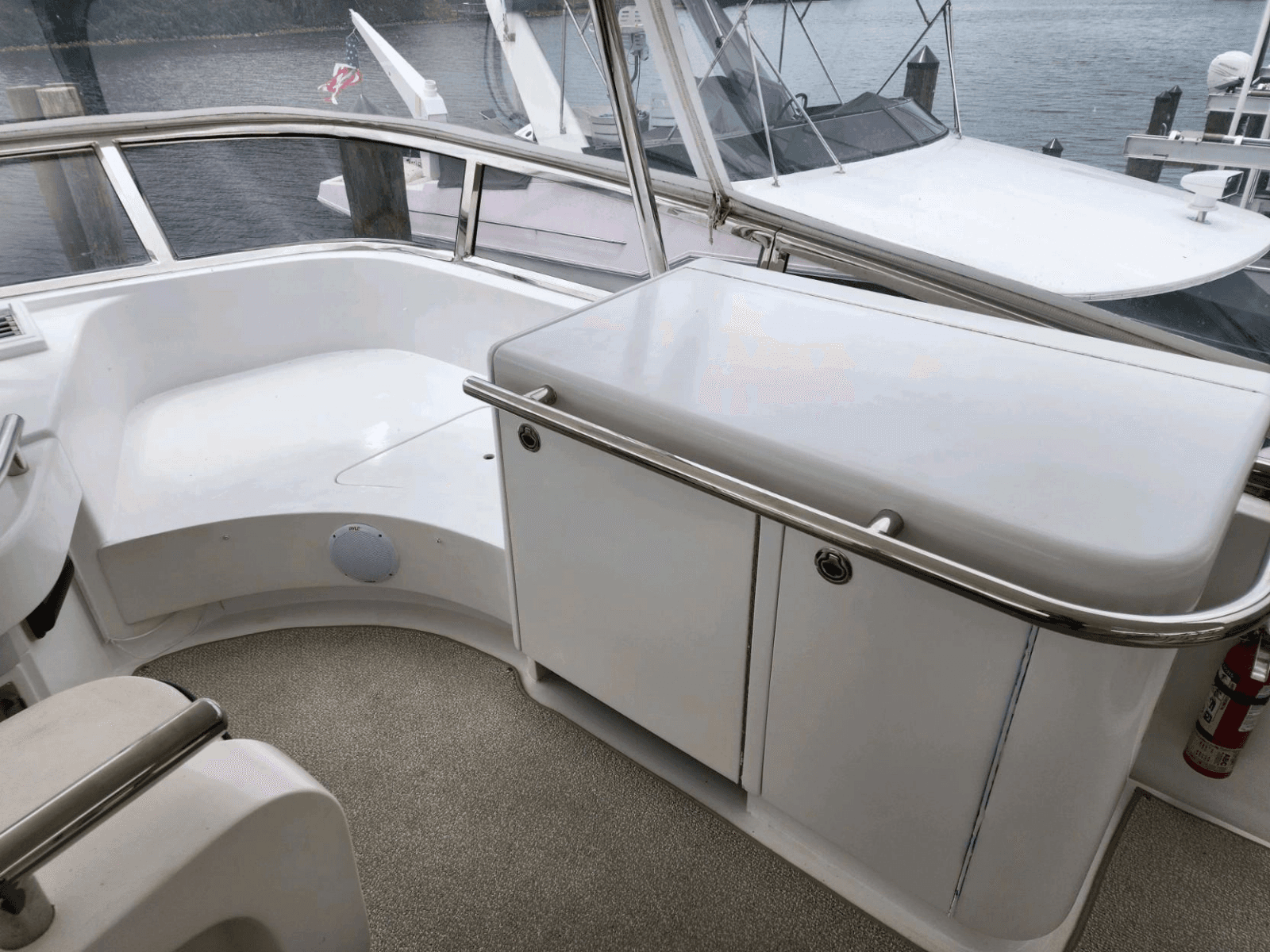2003 Horizon 64