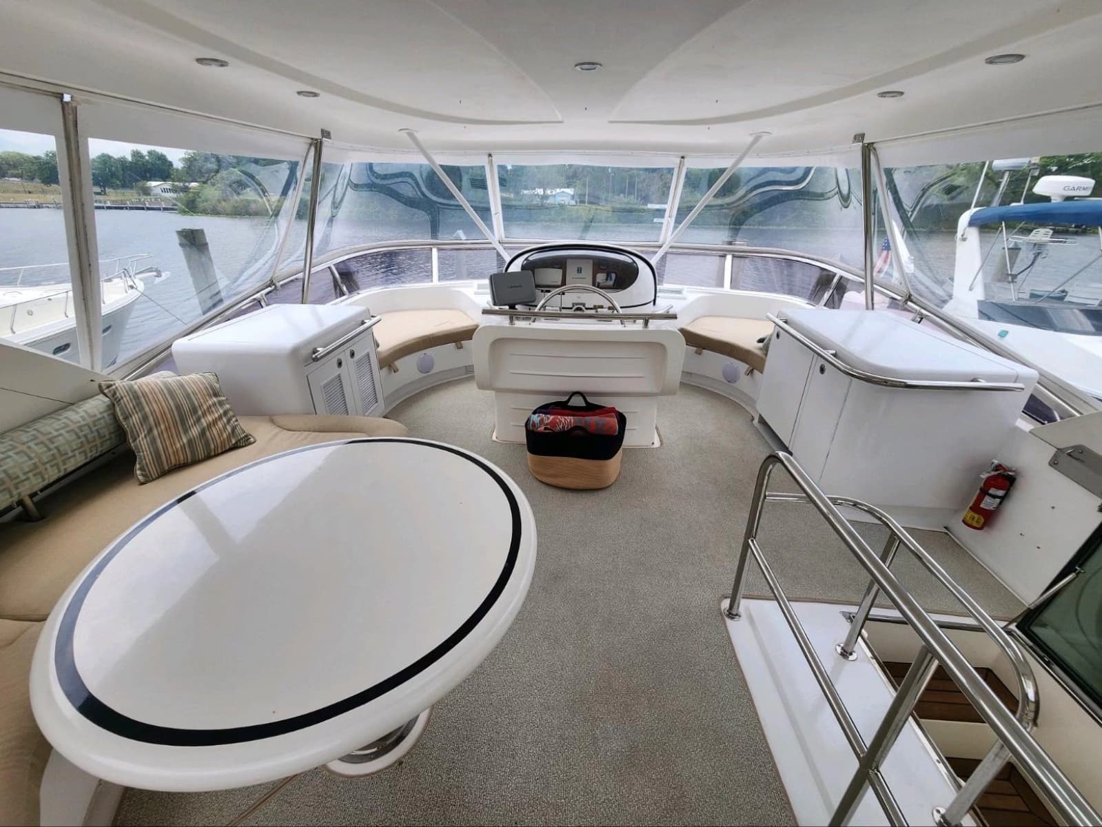 2003 Horizon 64