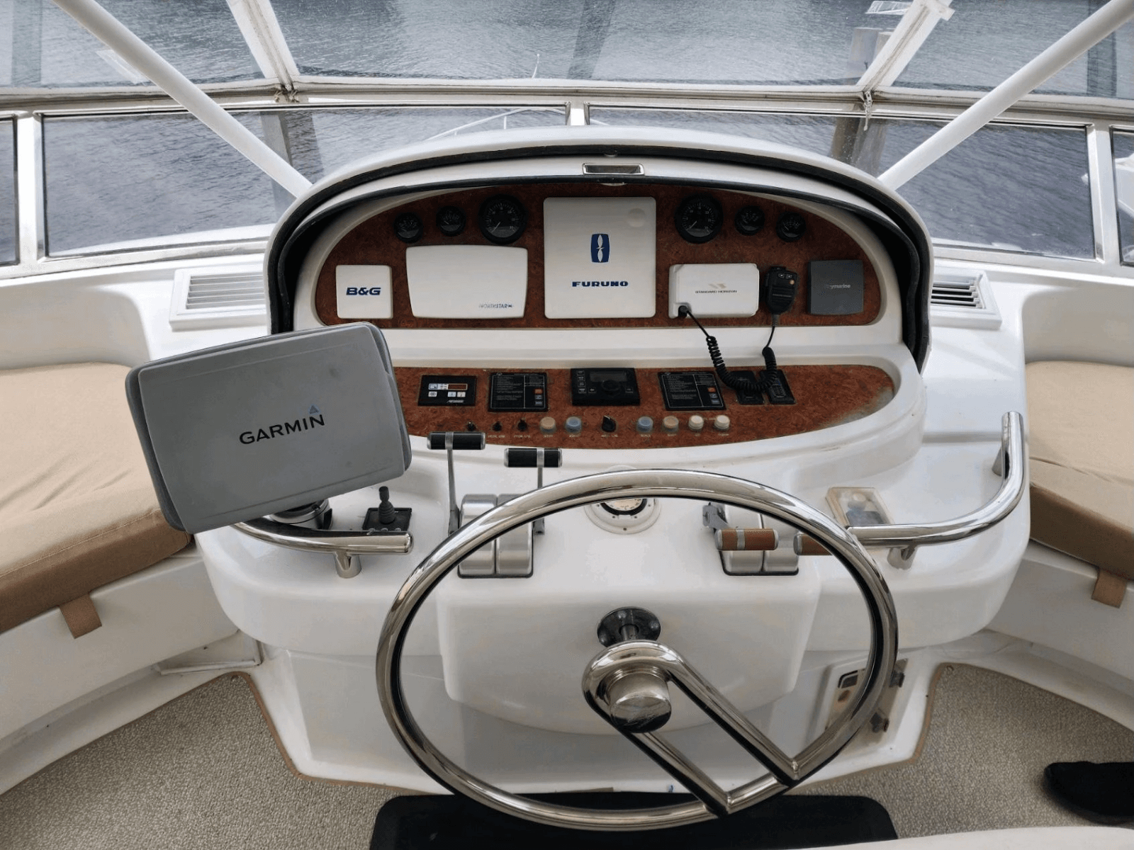 2003 Horizon 64