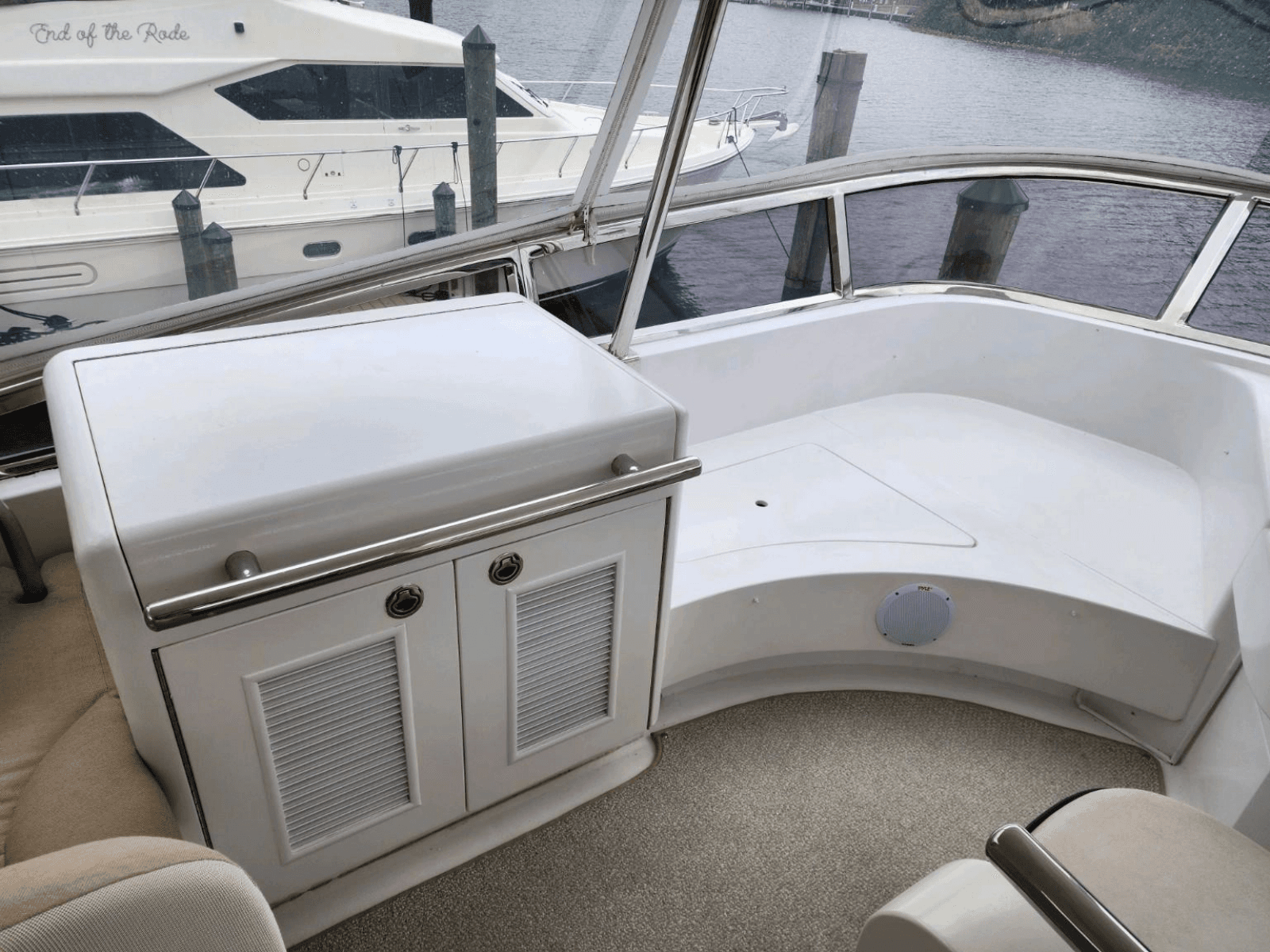 2003 Horizon 64