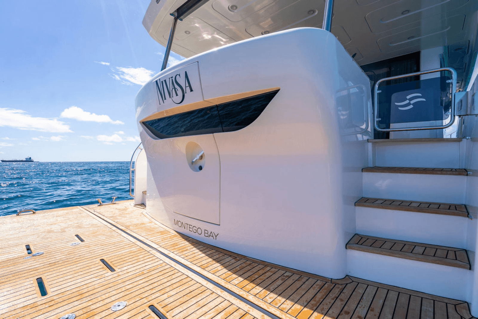 2022 Sirena 68