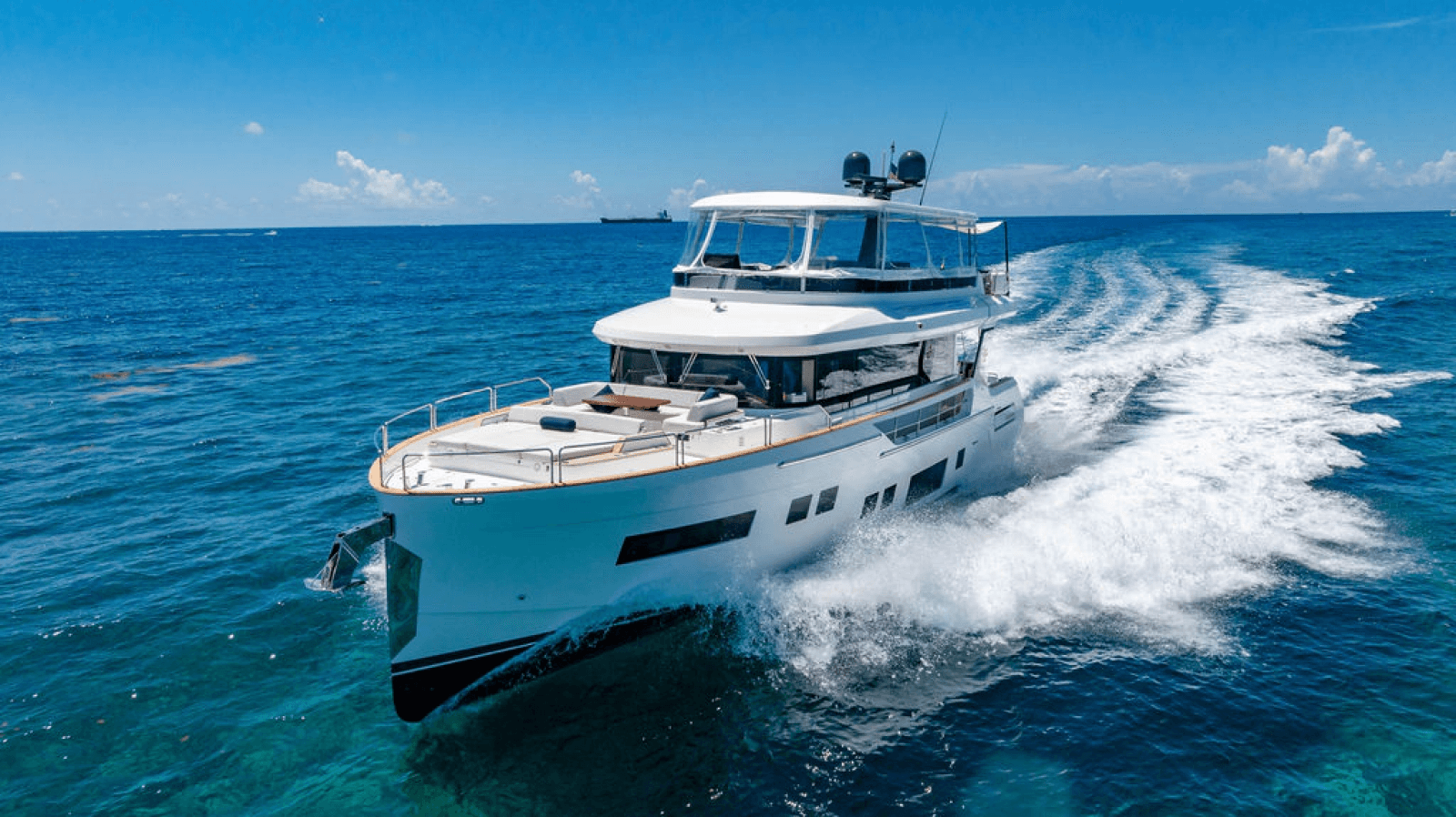 2022 Sirena 68