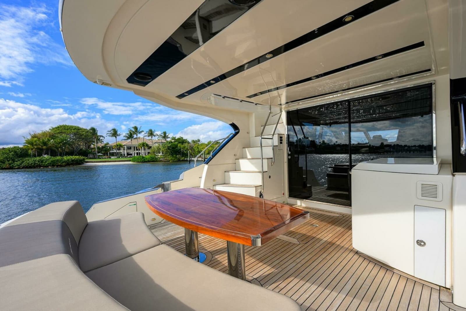 Marquis 66 ANDIAMO - Aft Deck