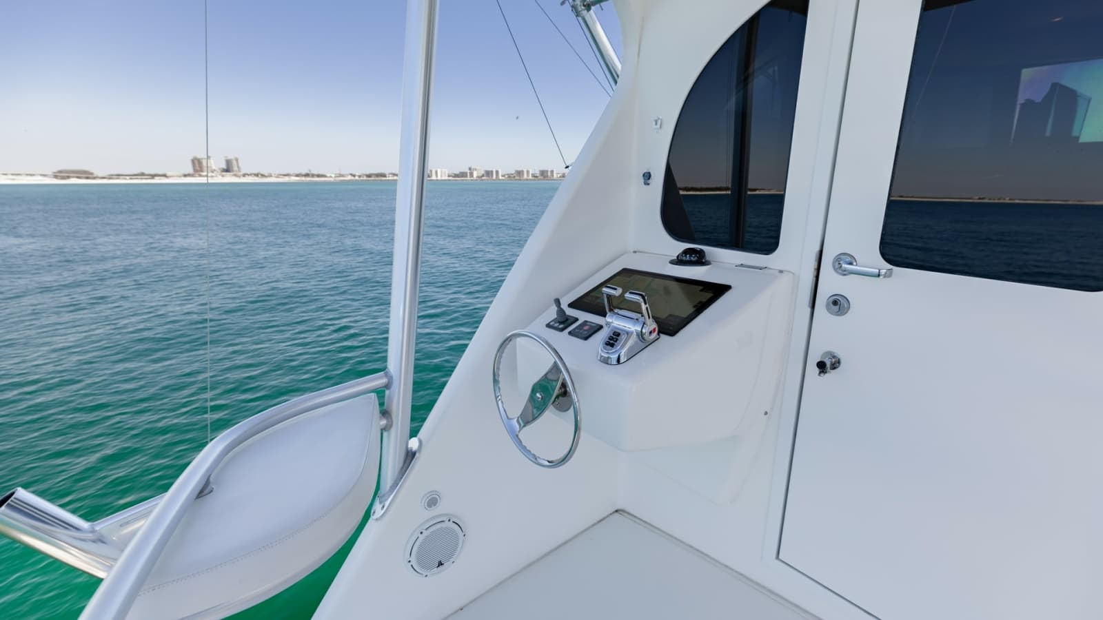 2015 Viking 76 Enclosed Bridge- CHULA- Mezzanine
