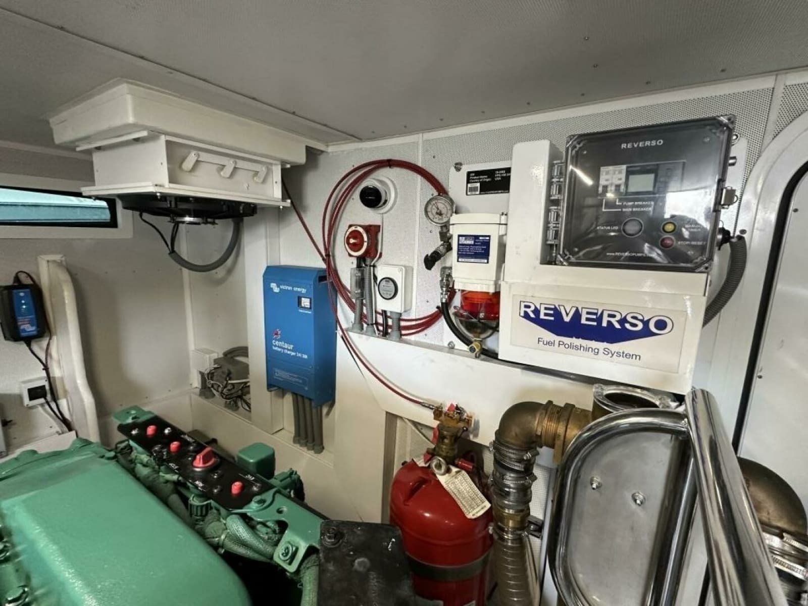 Outer Reef 62 SOUTH  PAWS - Engine Room