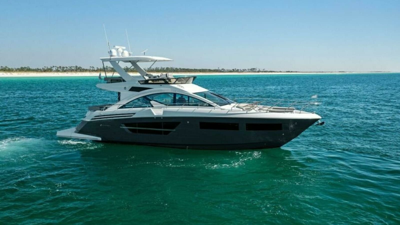 2023 Cruisers Yachts 60 Cantius Fly- STBD