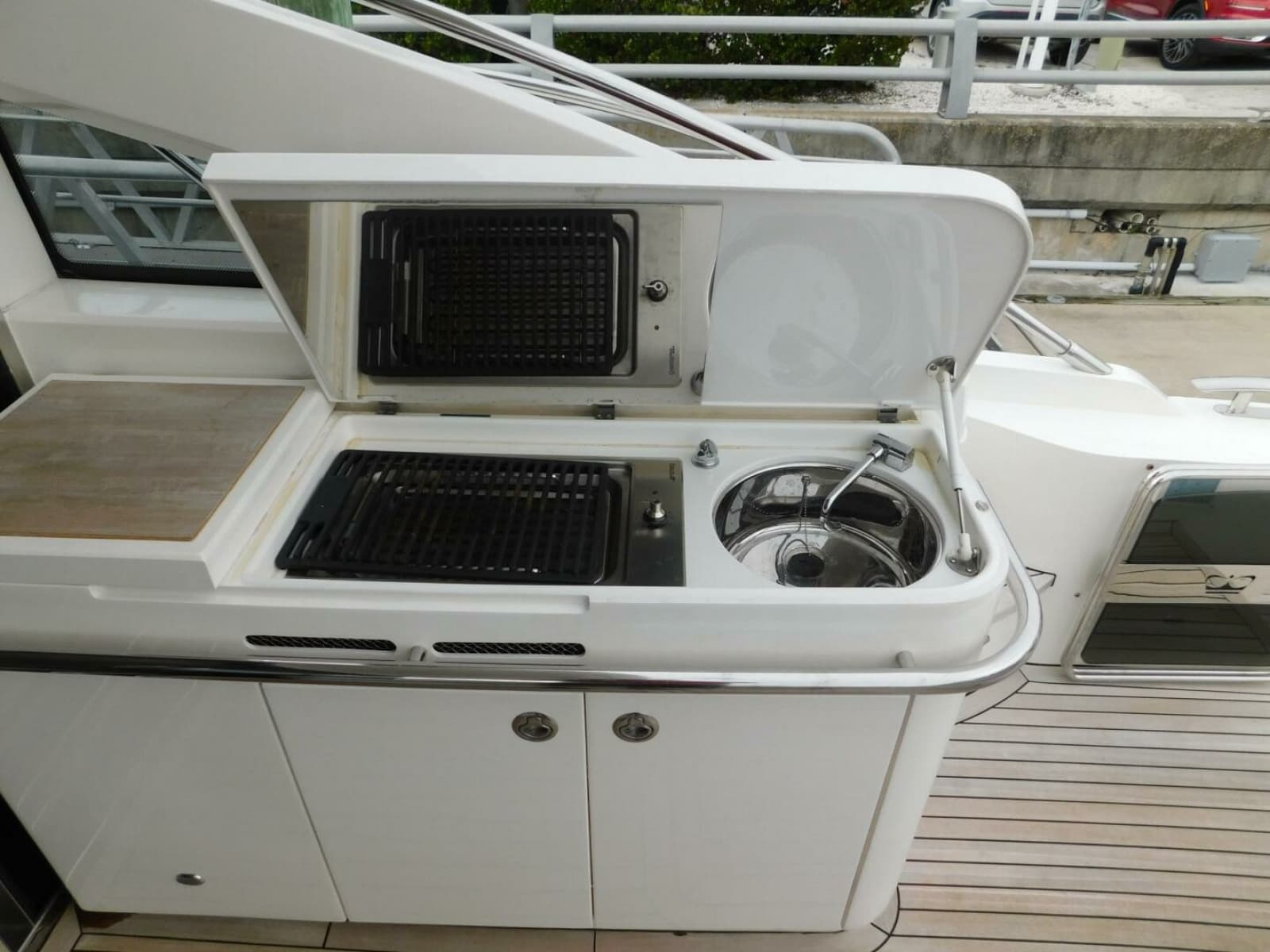 2011 Princess V52