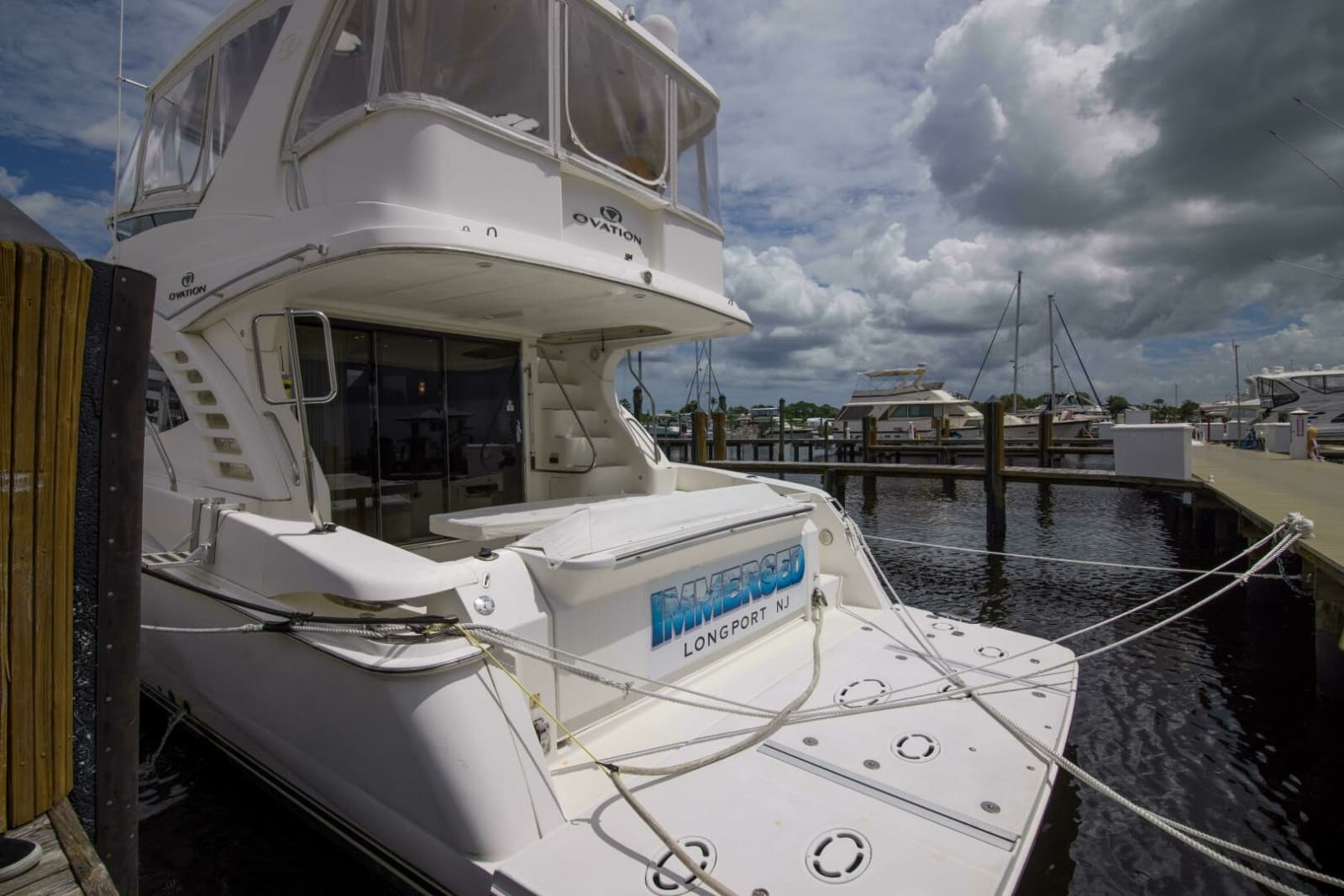 Silverton 52 - Immersed -