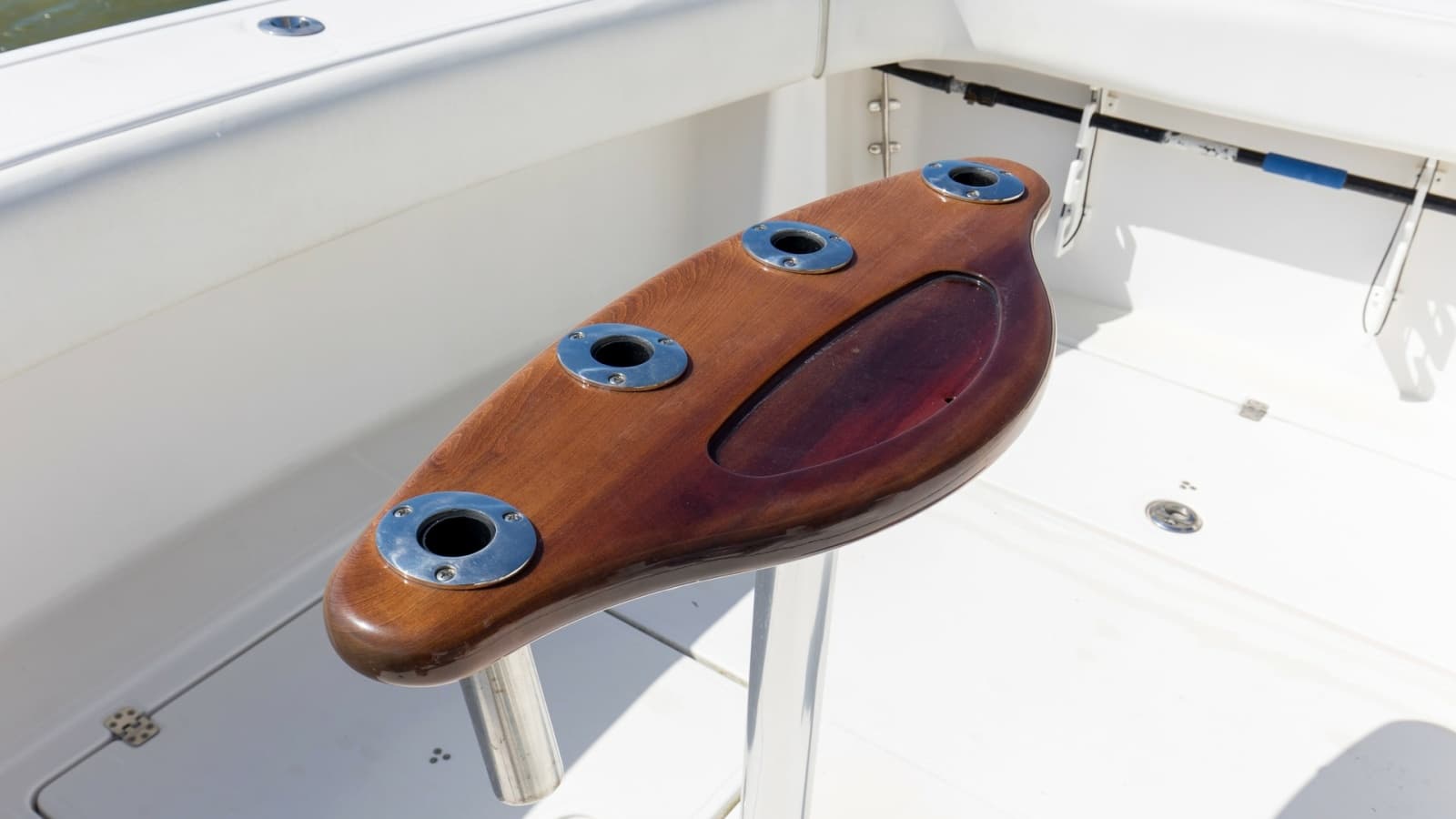 Cockpit Fishing Station