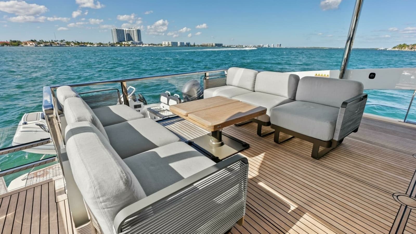 2025 Absolute 75 Navetta