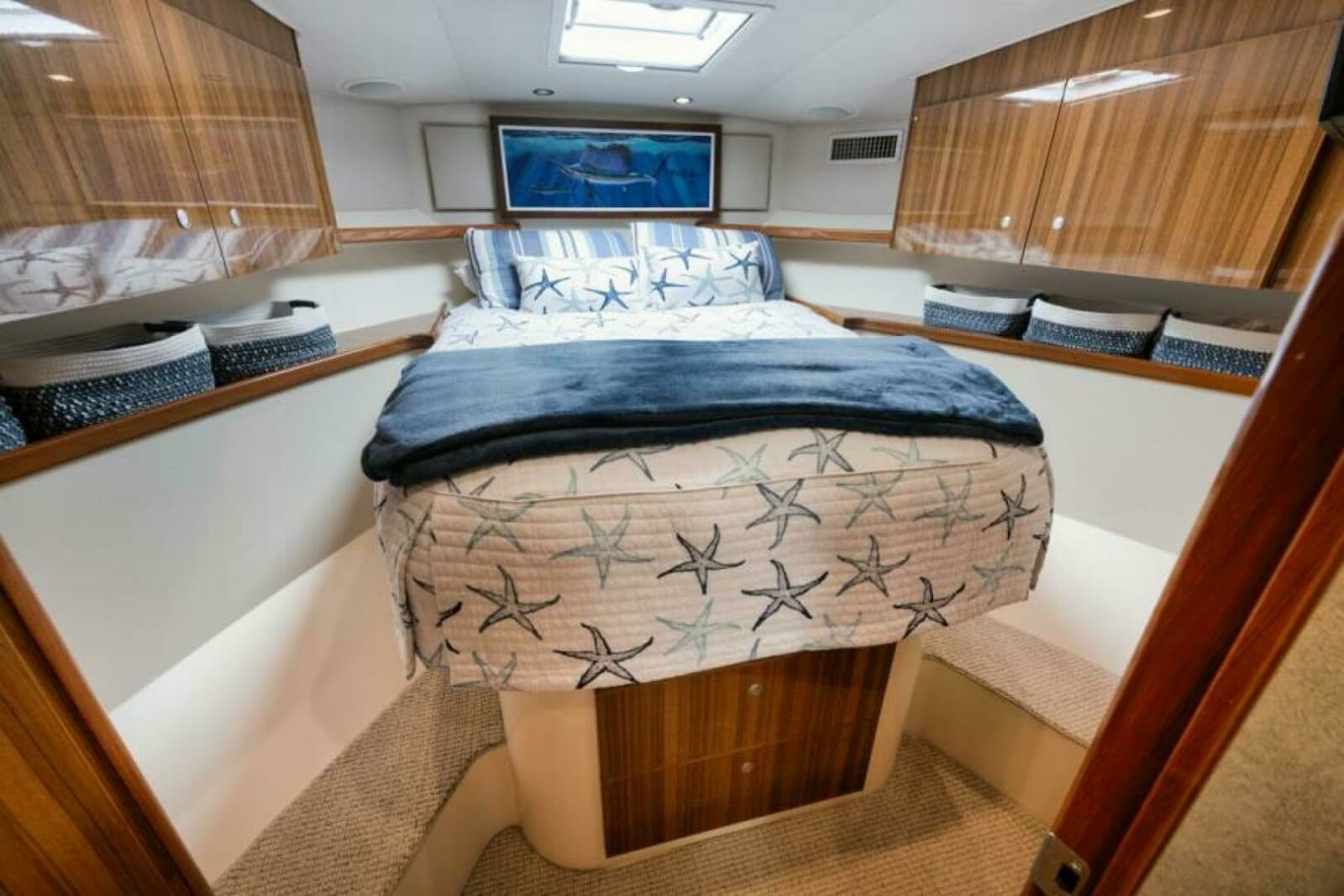 Viking 42 GAMECHANGER - Forward Stateroom
