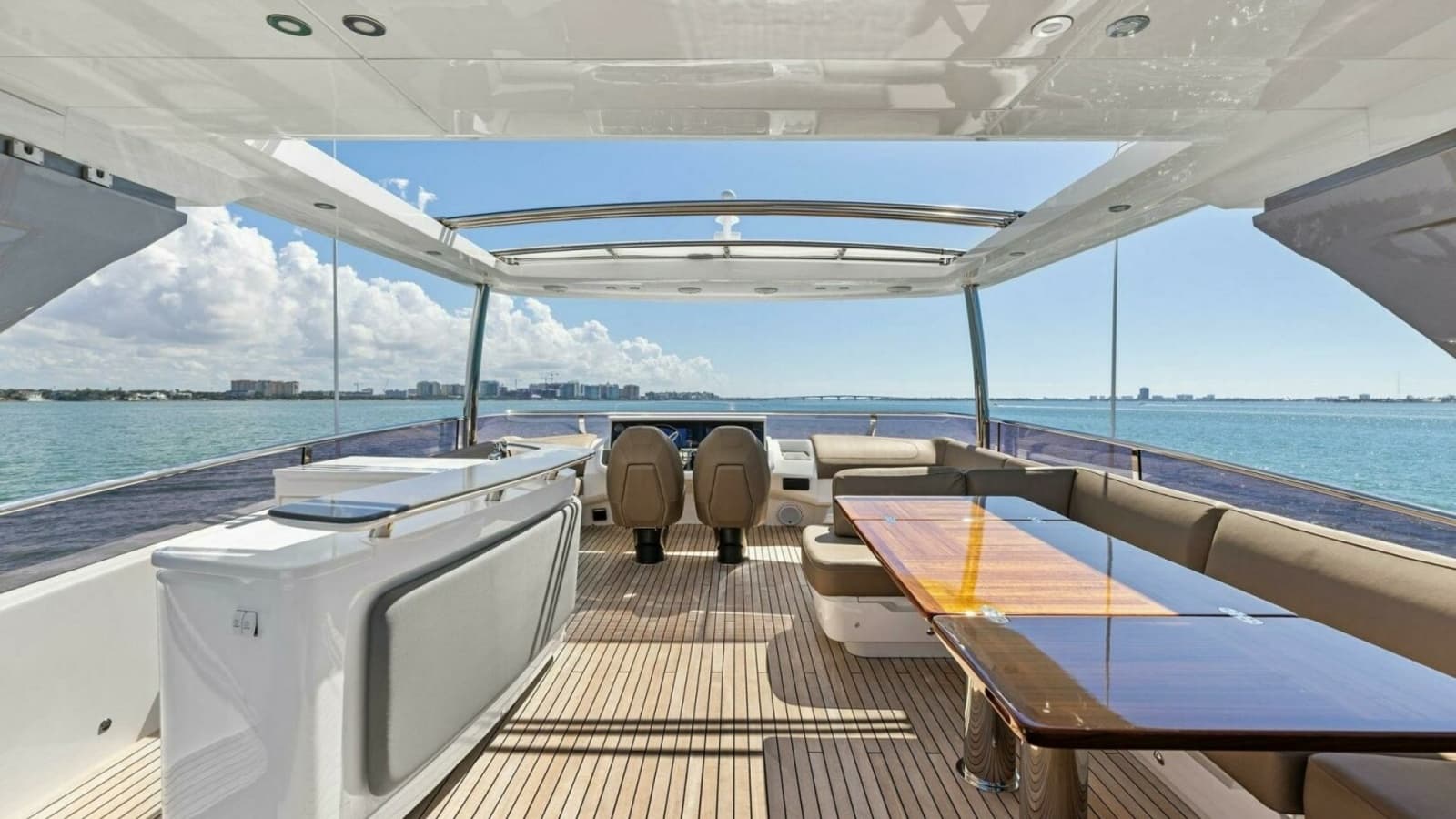 2018 Princess Y75 Motor Yacht