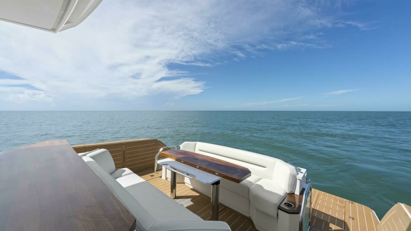 2023 Tiara Yachts EX 60
