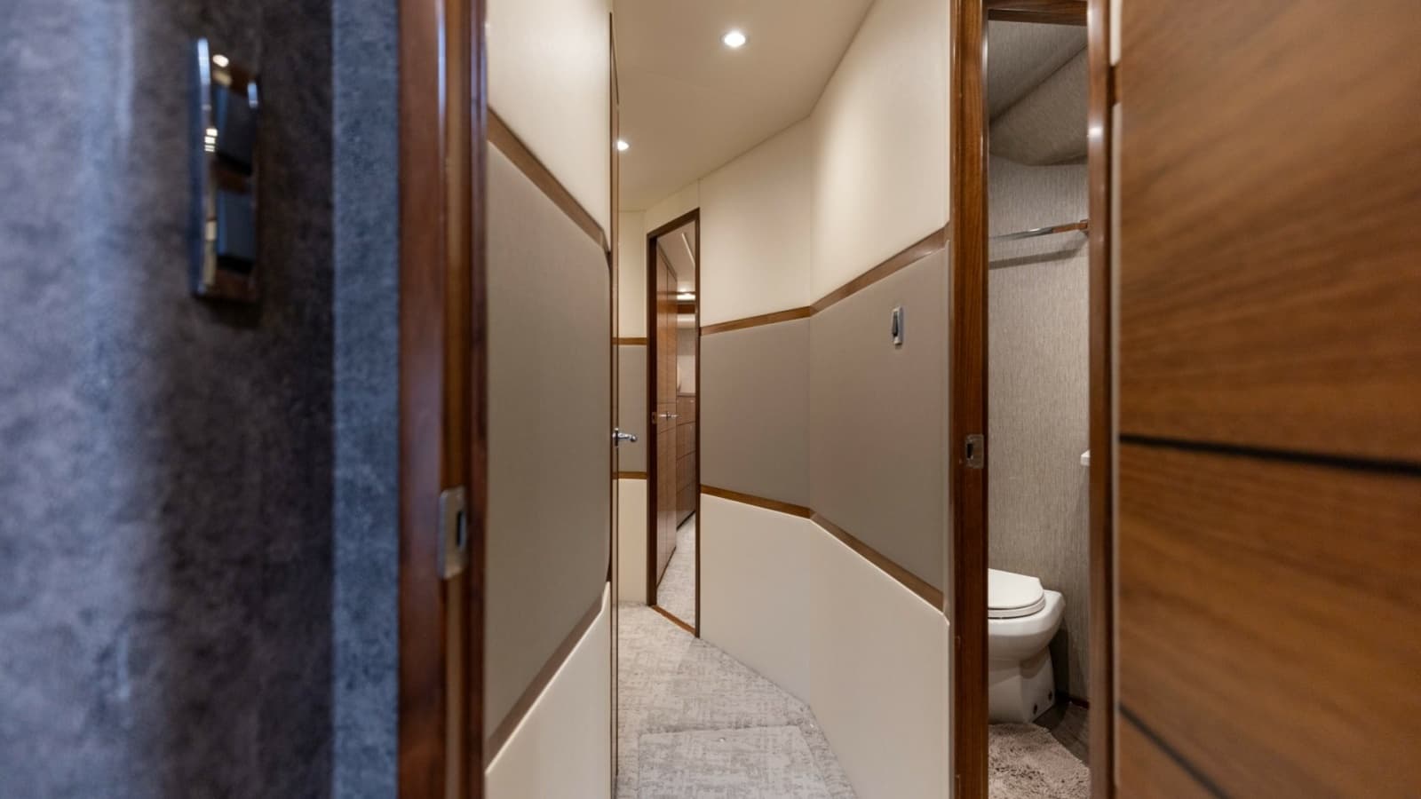 2023 Viking 72 Convertible- TEAM SUPREME- Companionway