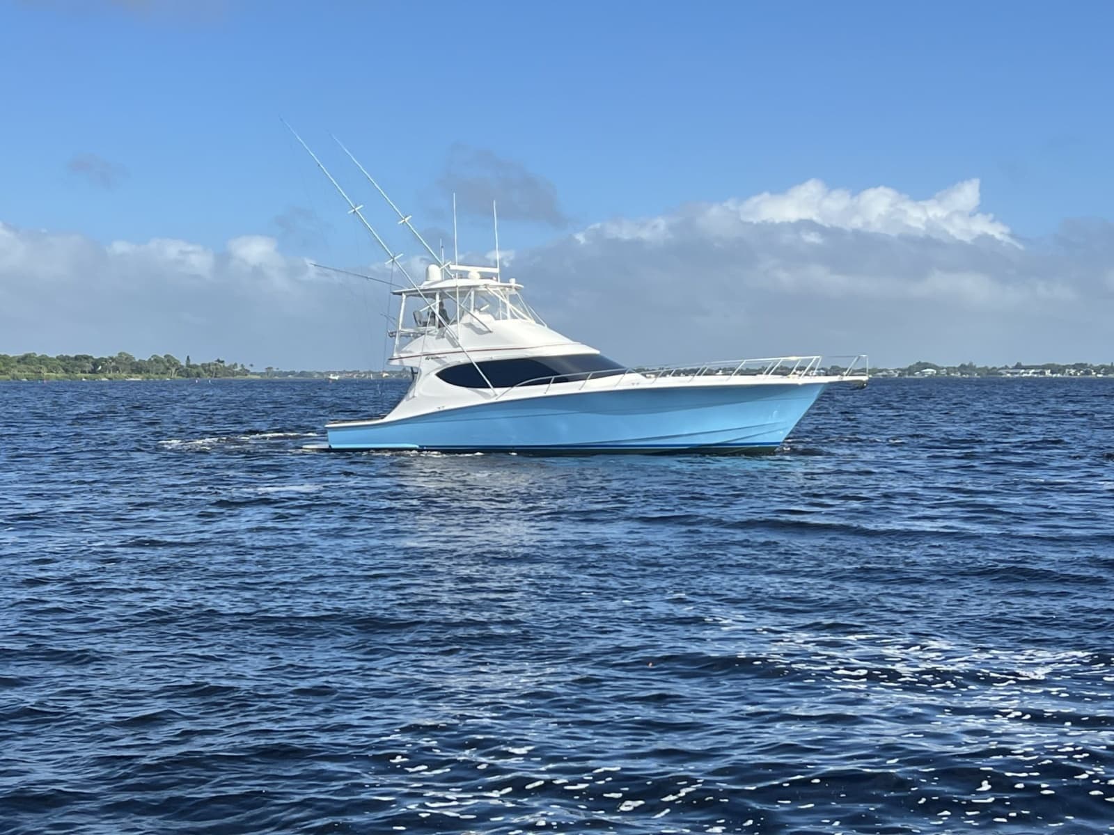 2013 Hatteras GT 54
