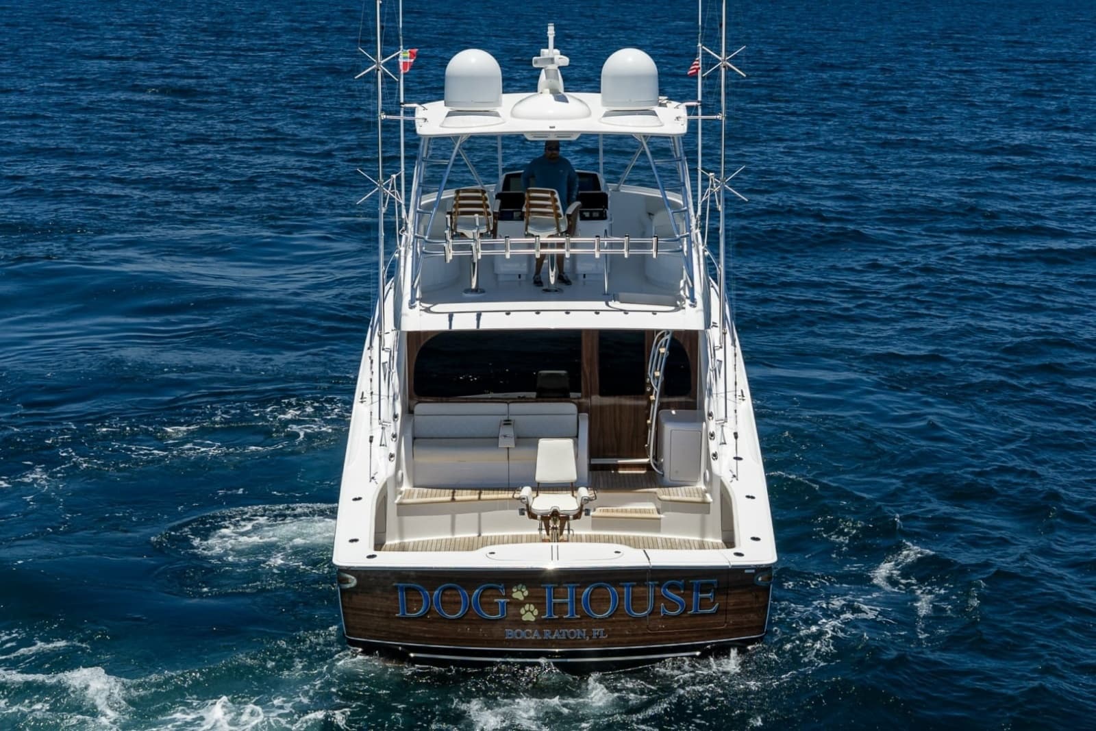 Viking 54 - Dog House - Profile