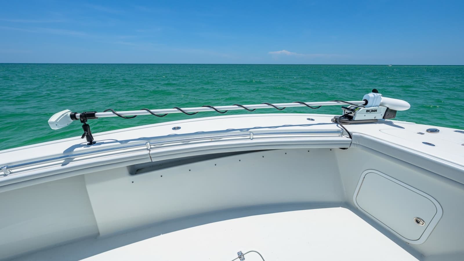 Bow Area with Trolling Motor