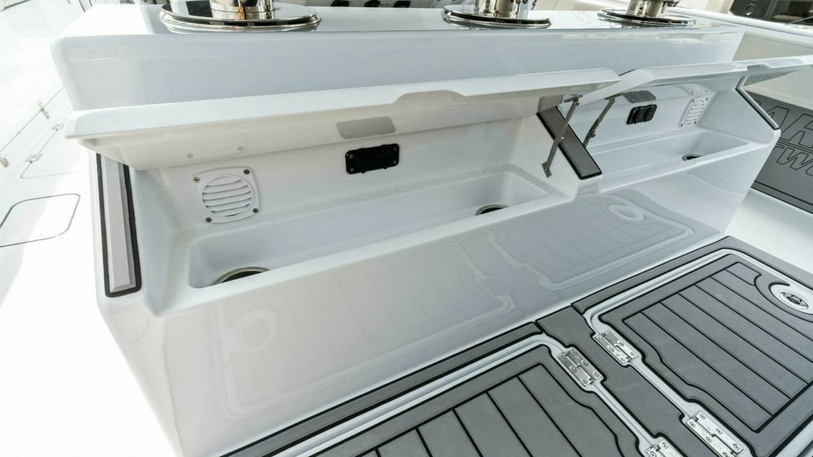 2022 Barker Boatworks 40 HPC