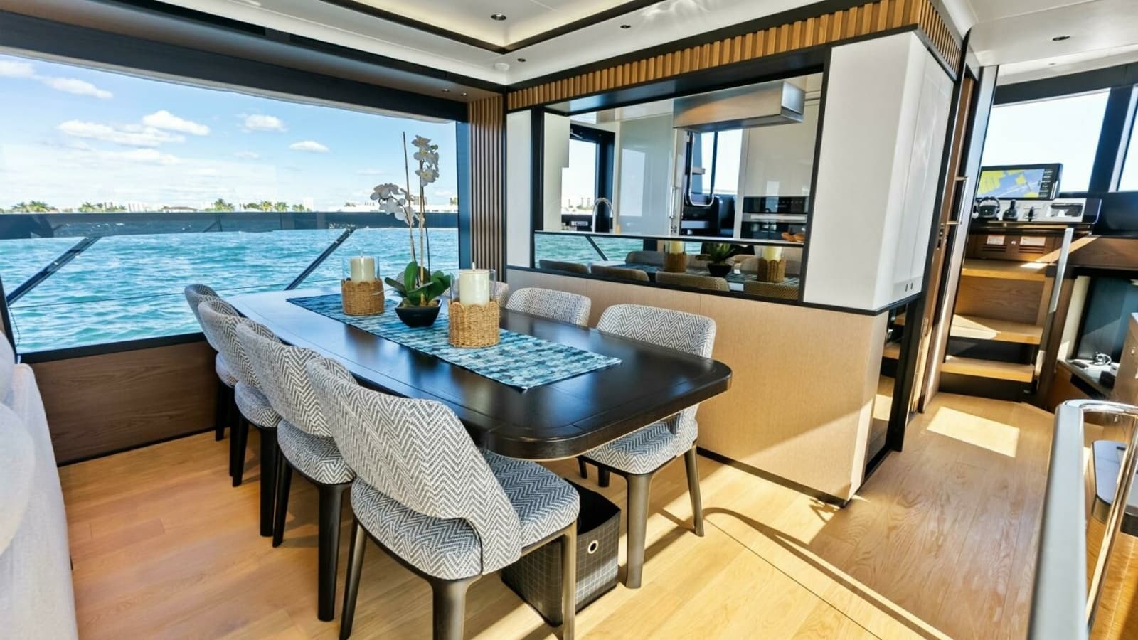 2025 Absolute 75 Navetta