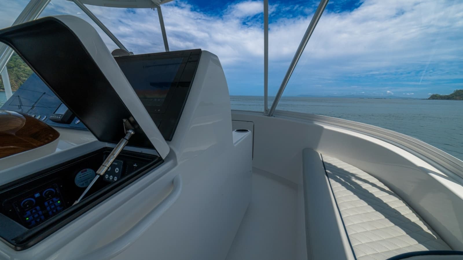 2023 Viking 46 Billfish Flybridge