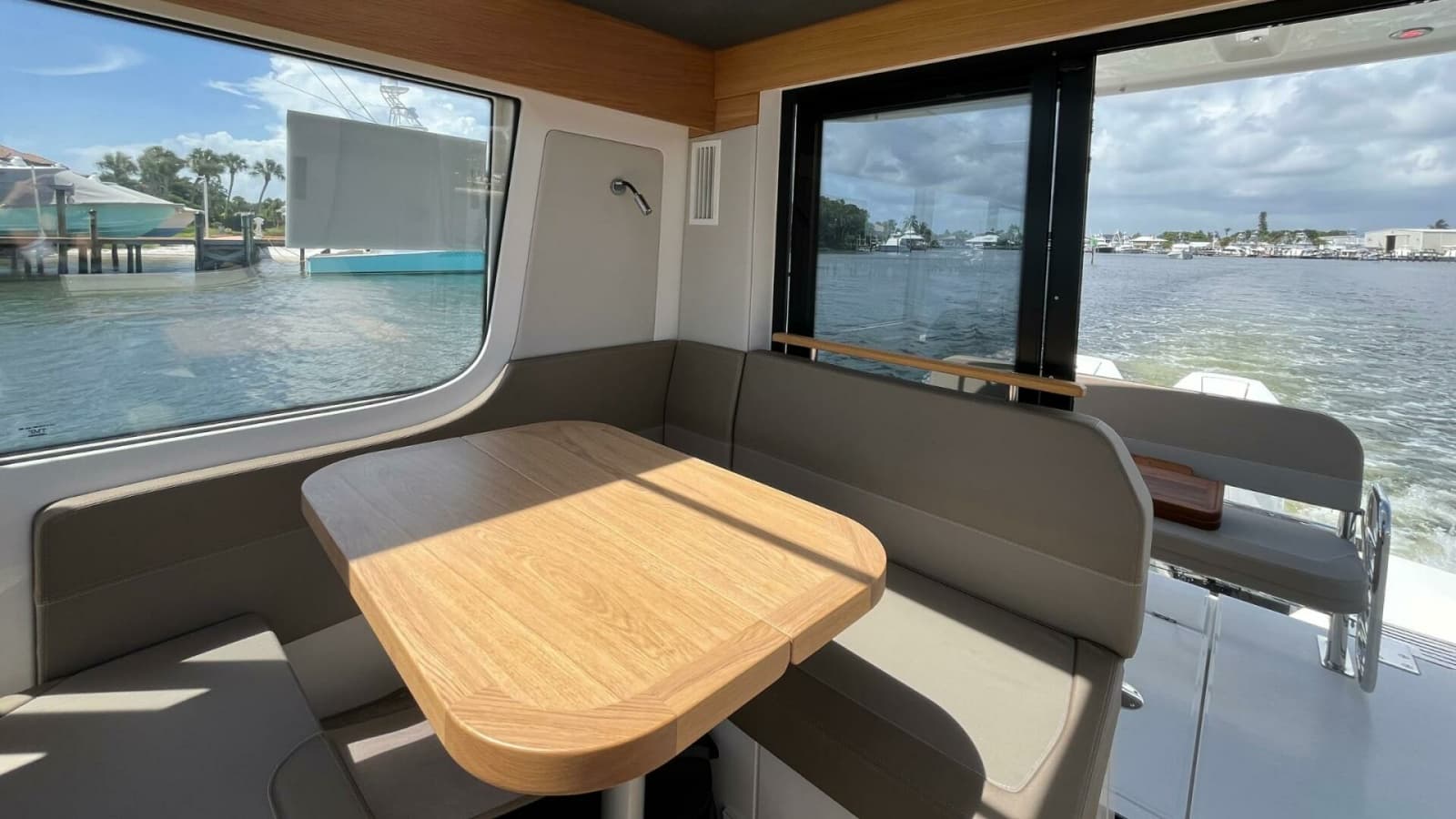2025 Nimbus Commuter 11