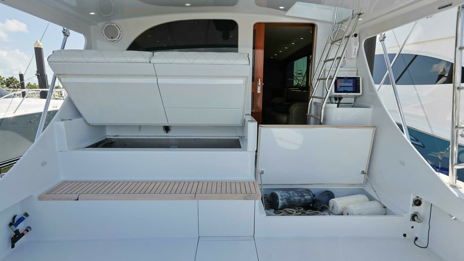 2014 Blackwell 62 Convertible