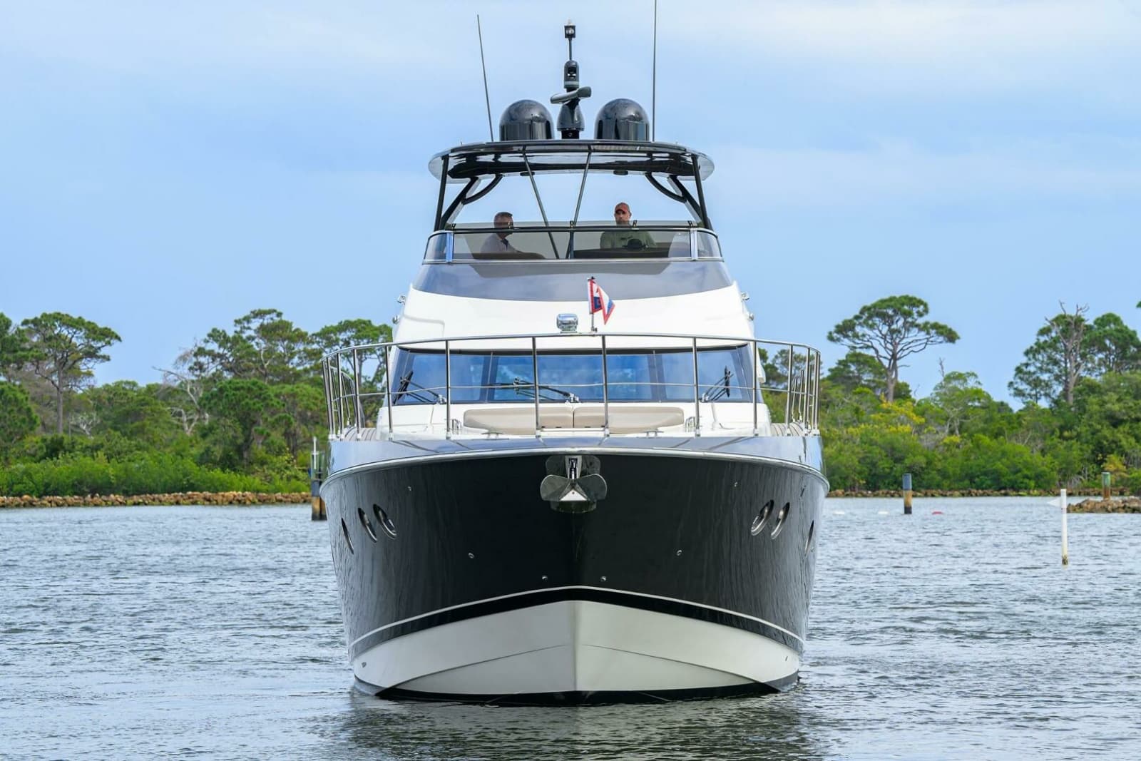 Marquis 66 ANDIAMO - Bow Profile