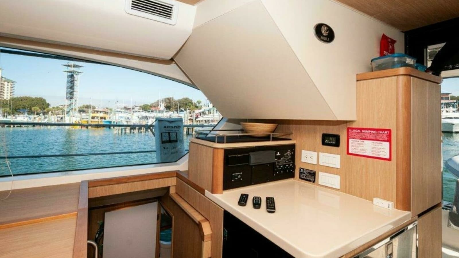 2018 Aquila 44 Catamaran- Galley 4
